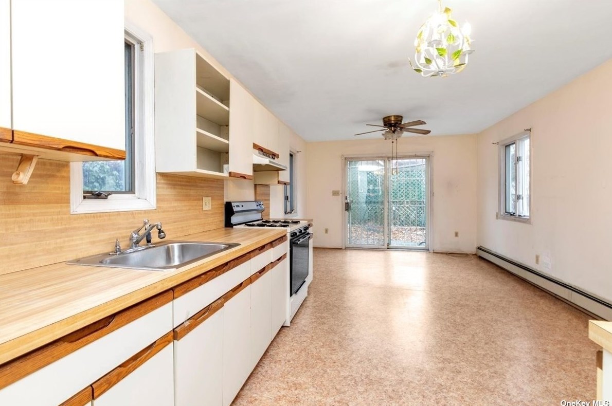 14-21 120th St, Flushing NY exterior