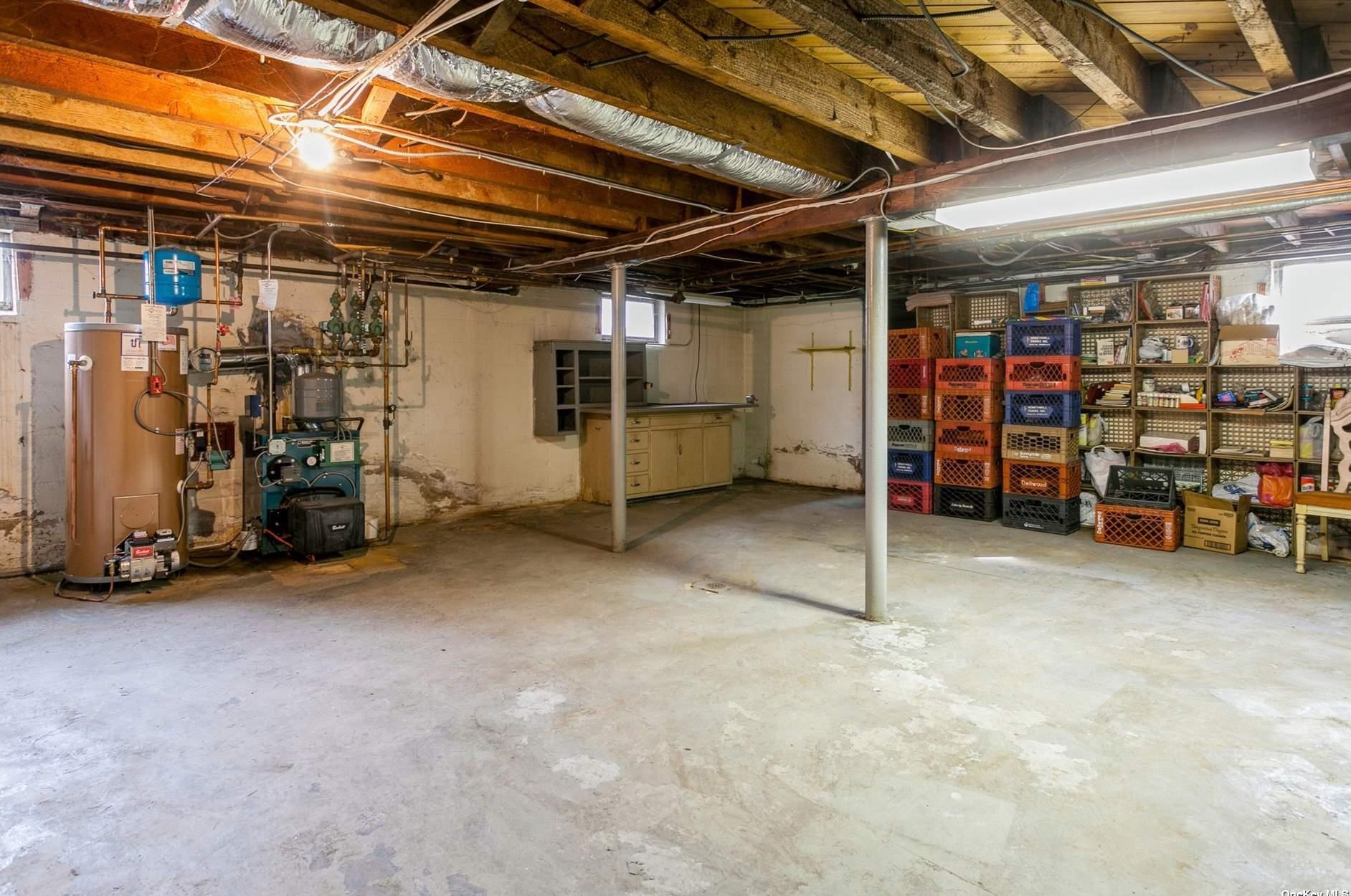 206 Woodbine Ave, North Merrick NY 11566-3130 exterior