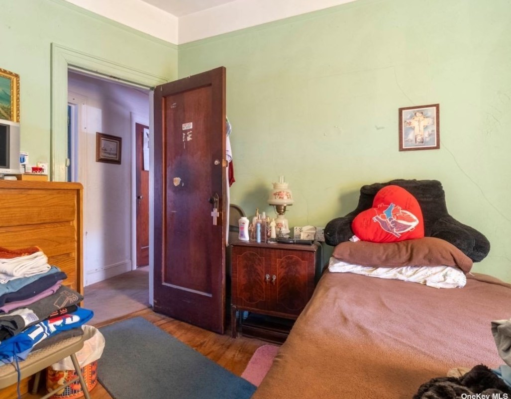 28-20 Murray St, Flushing NY exterior