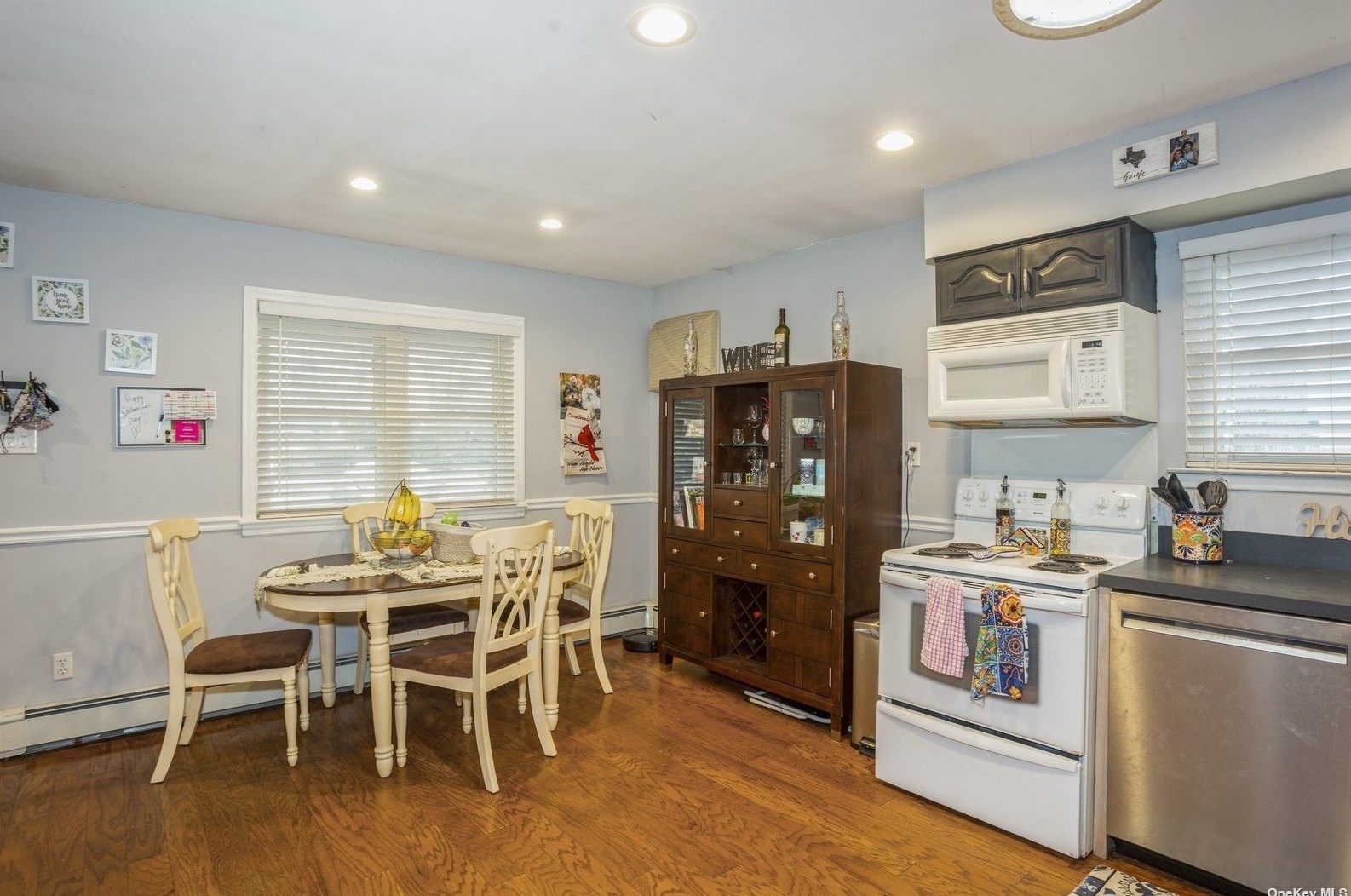 96 Rugby Dr, Smith Point NY 11967-4312 exterior