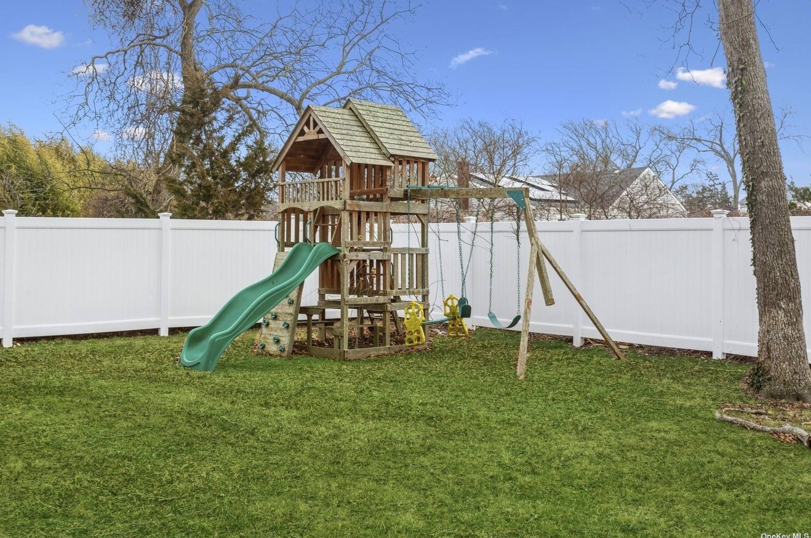 96 Rugby Dr, Smith Point NY 11967-4312 exterior