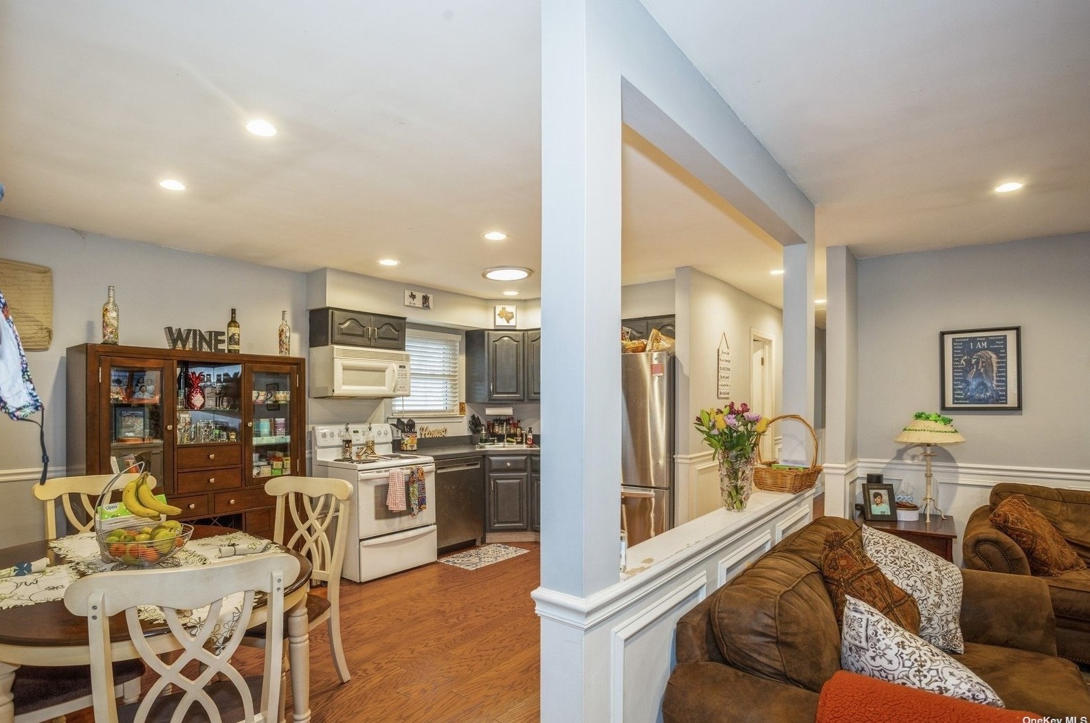 96 Rugby Dr, Smith Point NY 11967-4312 exterior