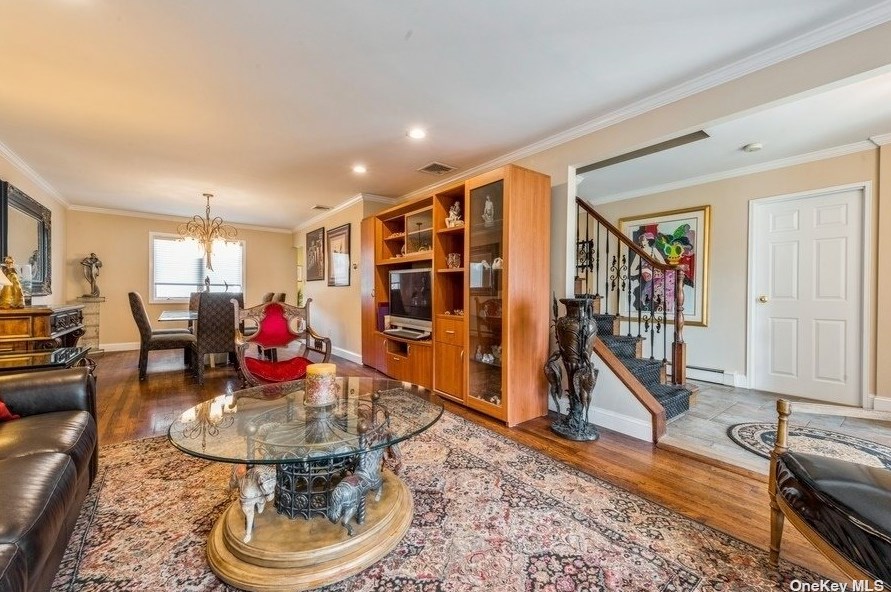 3200 Denton Dr, North Merrick NY 11566-5100 exterior