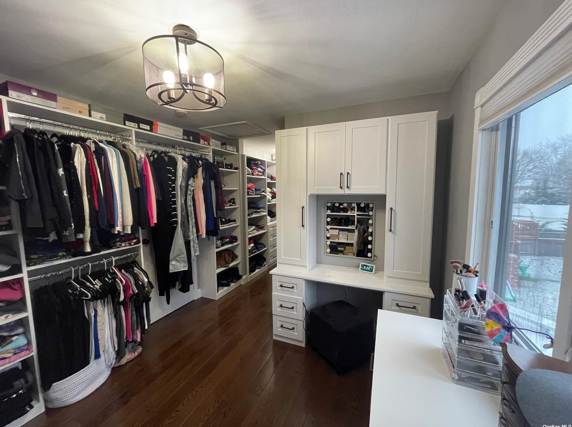 34 Fleetwood Rd, Commack NY 11725-1755 exterior