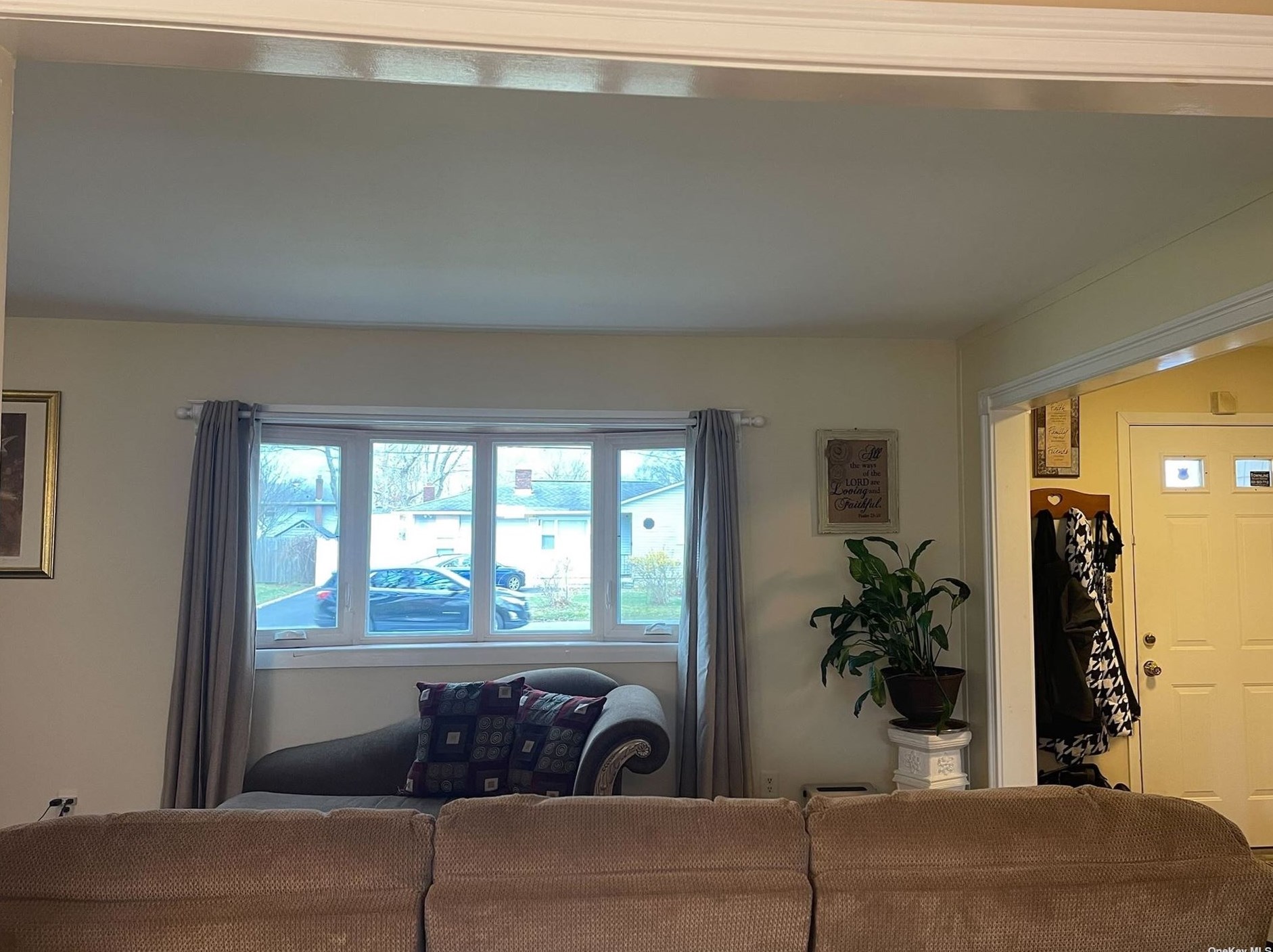 79 Alcolade Dr, Smith Point NY 11967-3801 exterior