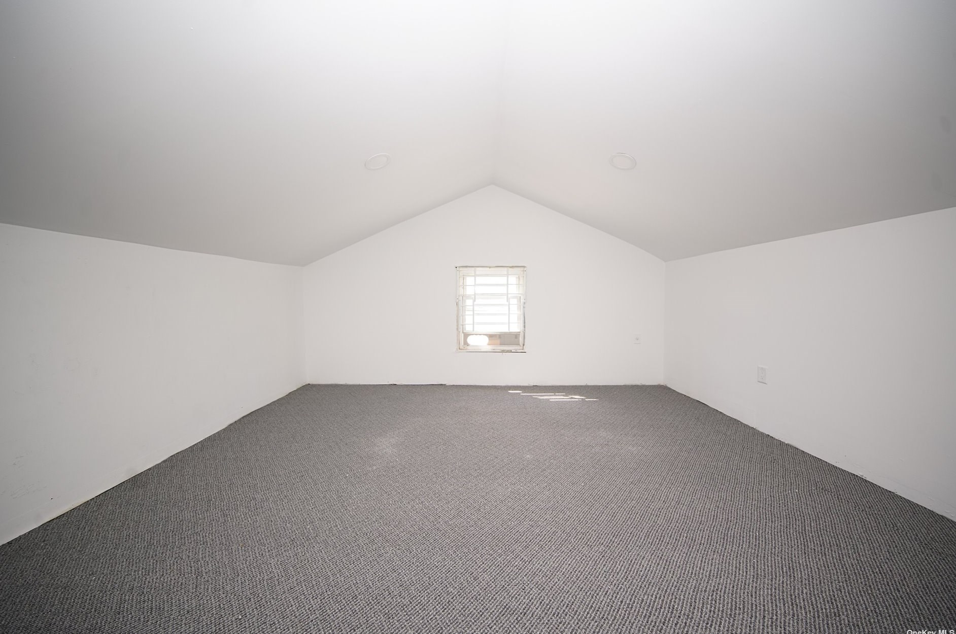 54-27 153rd St, Flushing NY 11354-2429 exterior