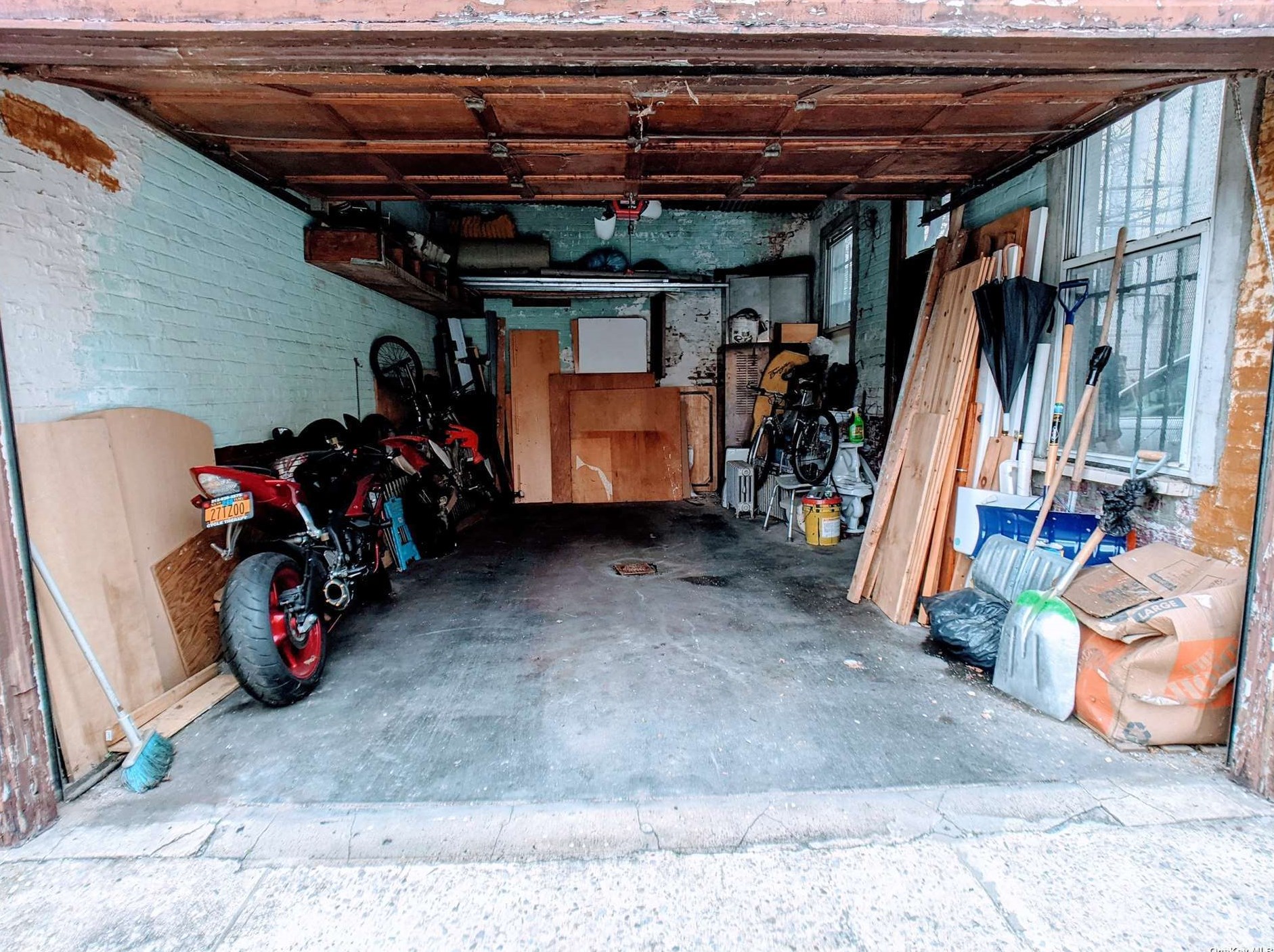 69-20 Frst Ave, Flushing NY exterior