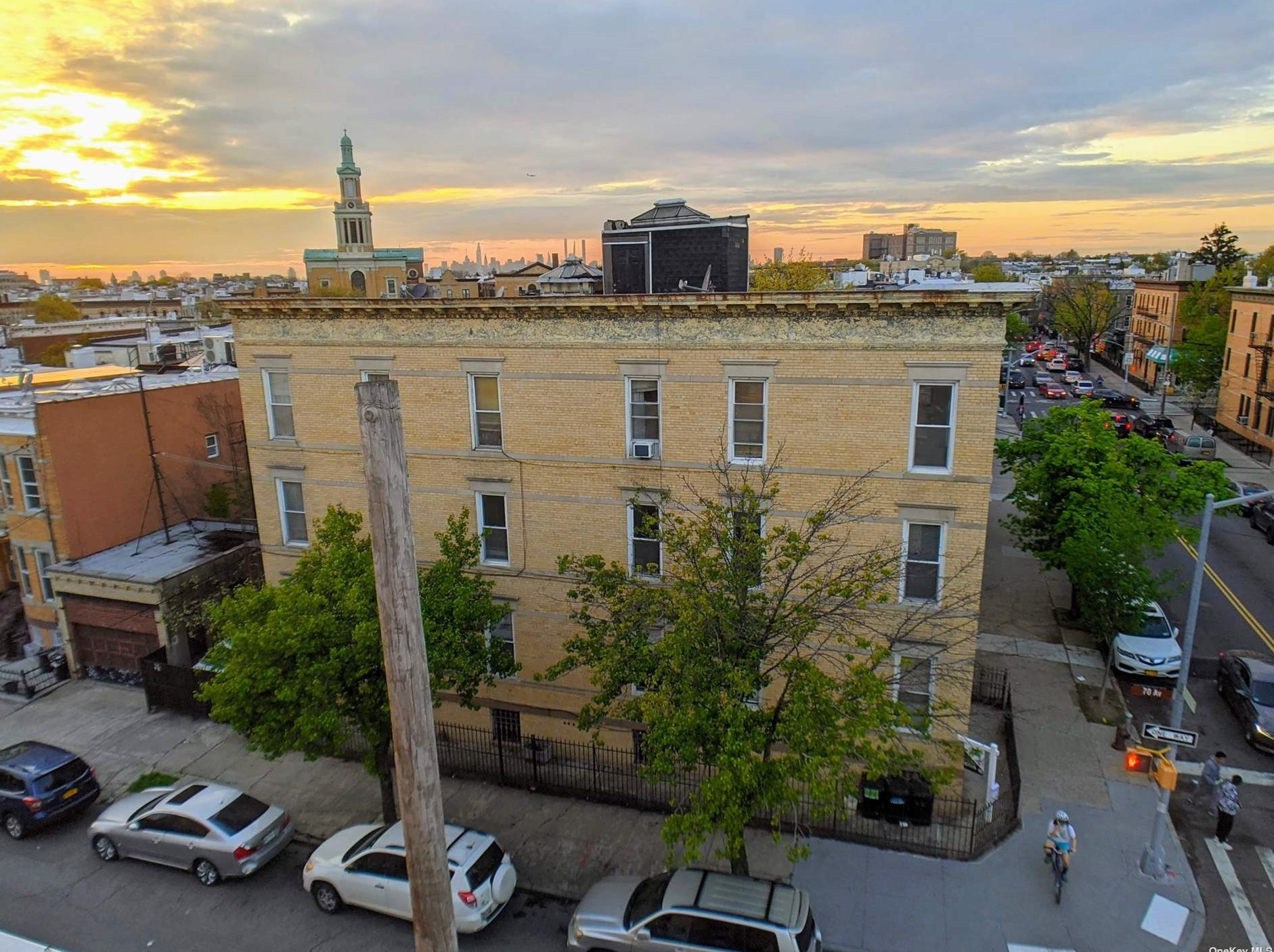 69-20 Frst Ave, Flushing NY exterior