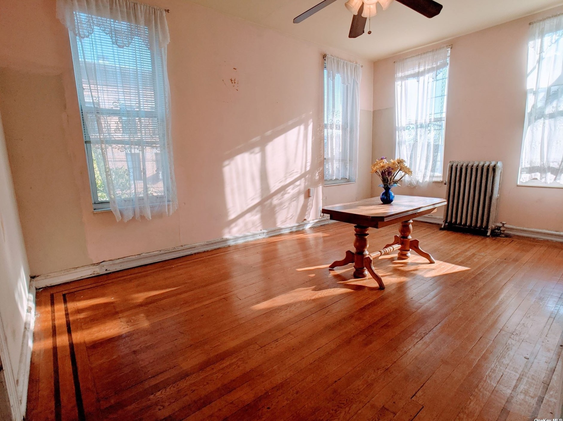 69-20 Frst Ave, Flushing NY exterior