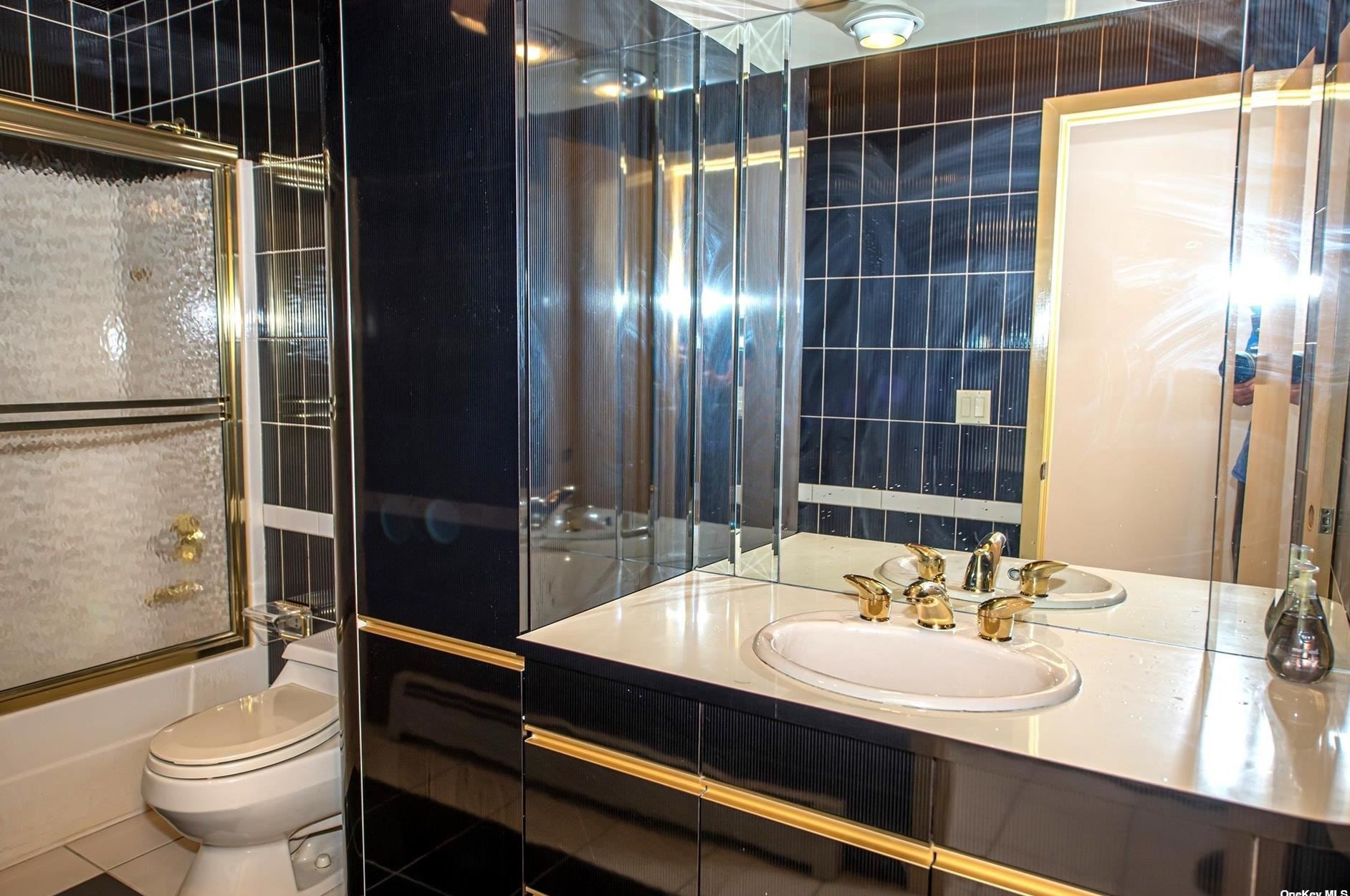 292 Holbrook Rd, Hauppauge NY  11779-1813 exterior