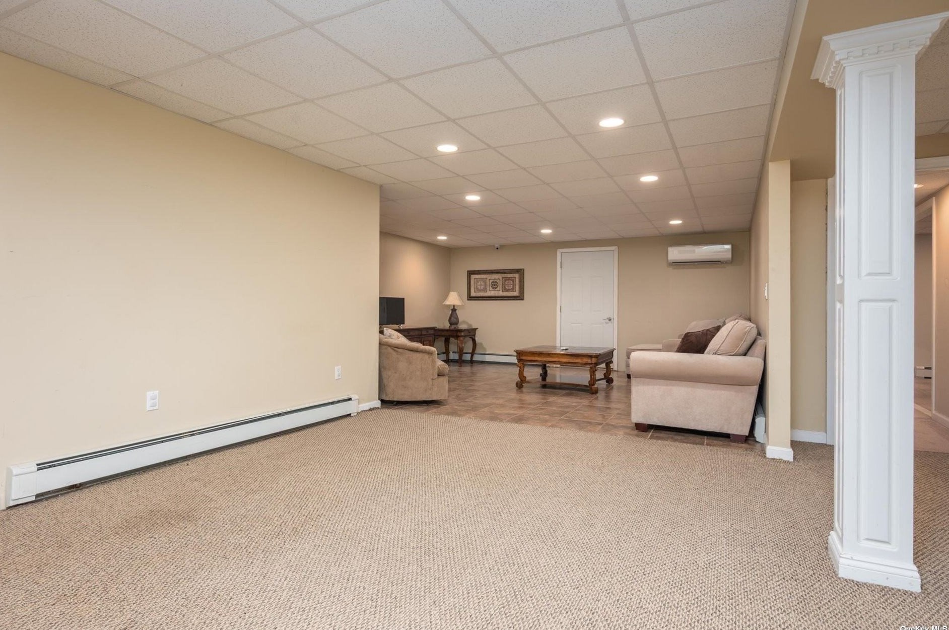 9 Wessel Ln, Gordon Heights NY  11763-3510 exterior