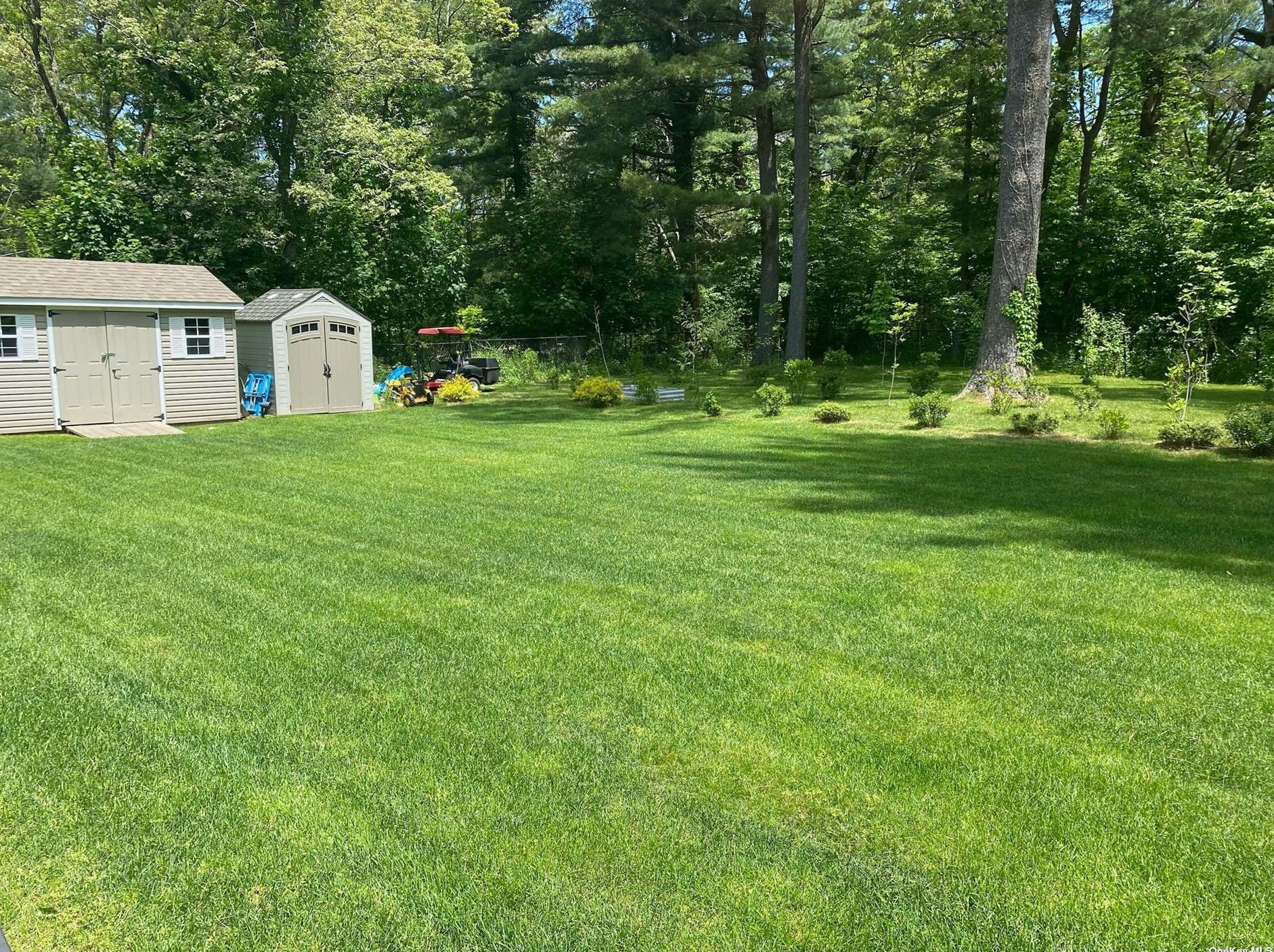 9 Wessel Ln, Gordon Heights NY  11763-3510 exterior