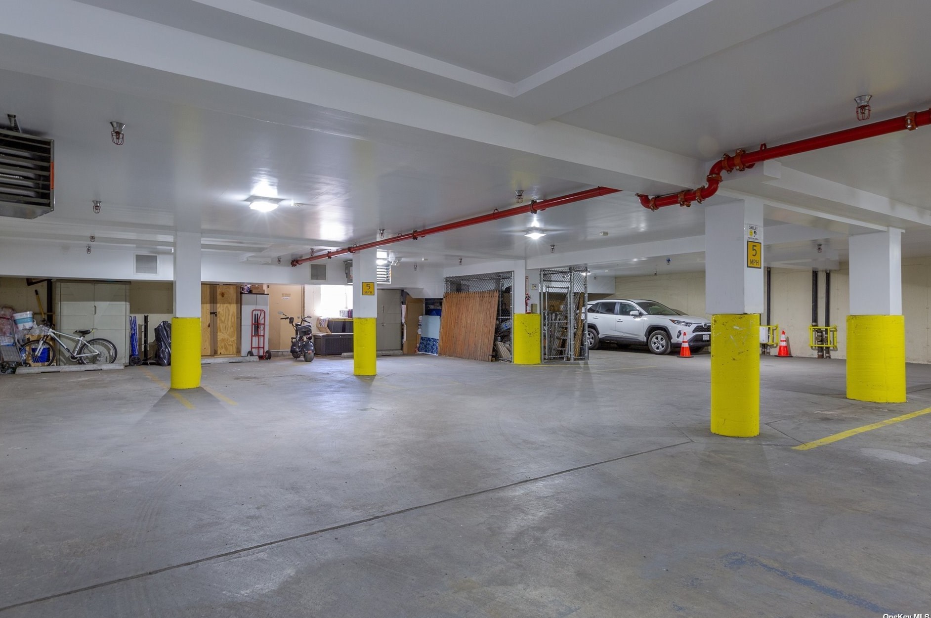 10716 37th Ave, Flushing NY  11368-3468 exterior