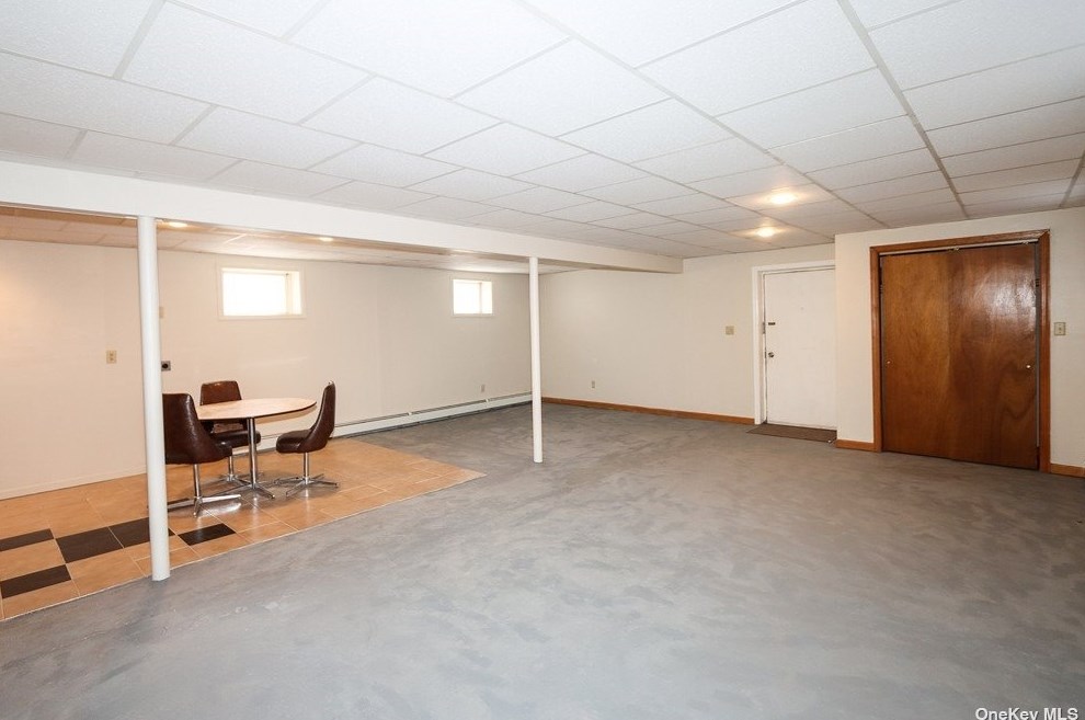 14 2nd St, Glen Cove NY  11542-3824 exterior