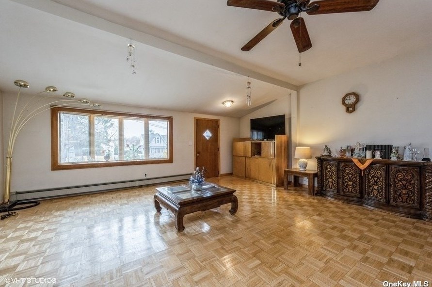 2290 Edna Ct, North Baldwin NY  11510-3105 exterior