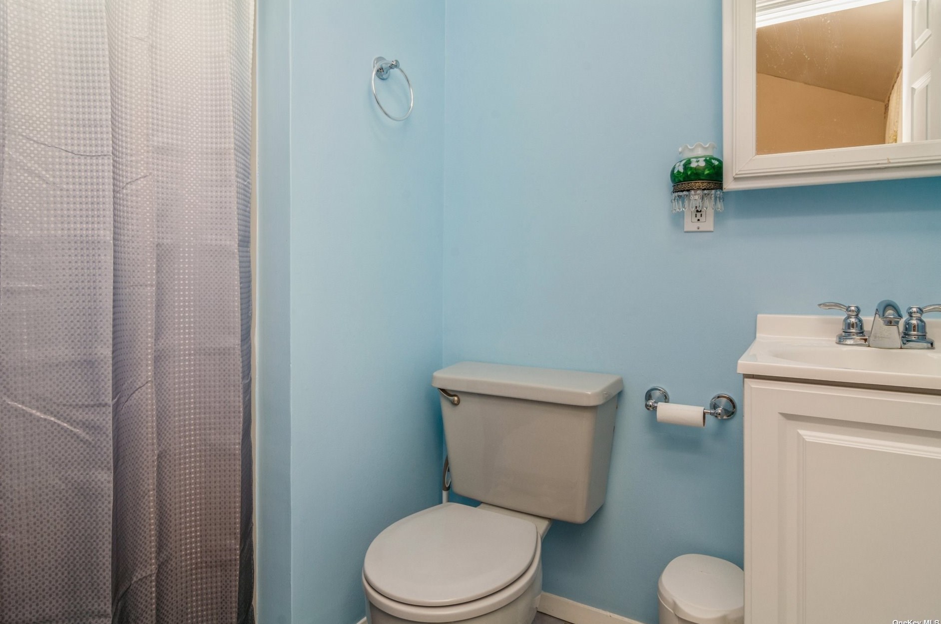 31 Naiad Rd, Rocky Point NY  11778-9678 exterior