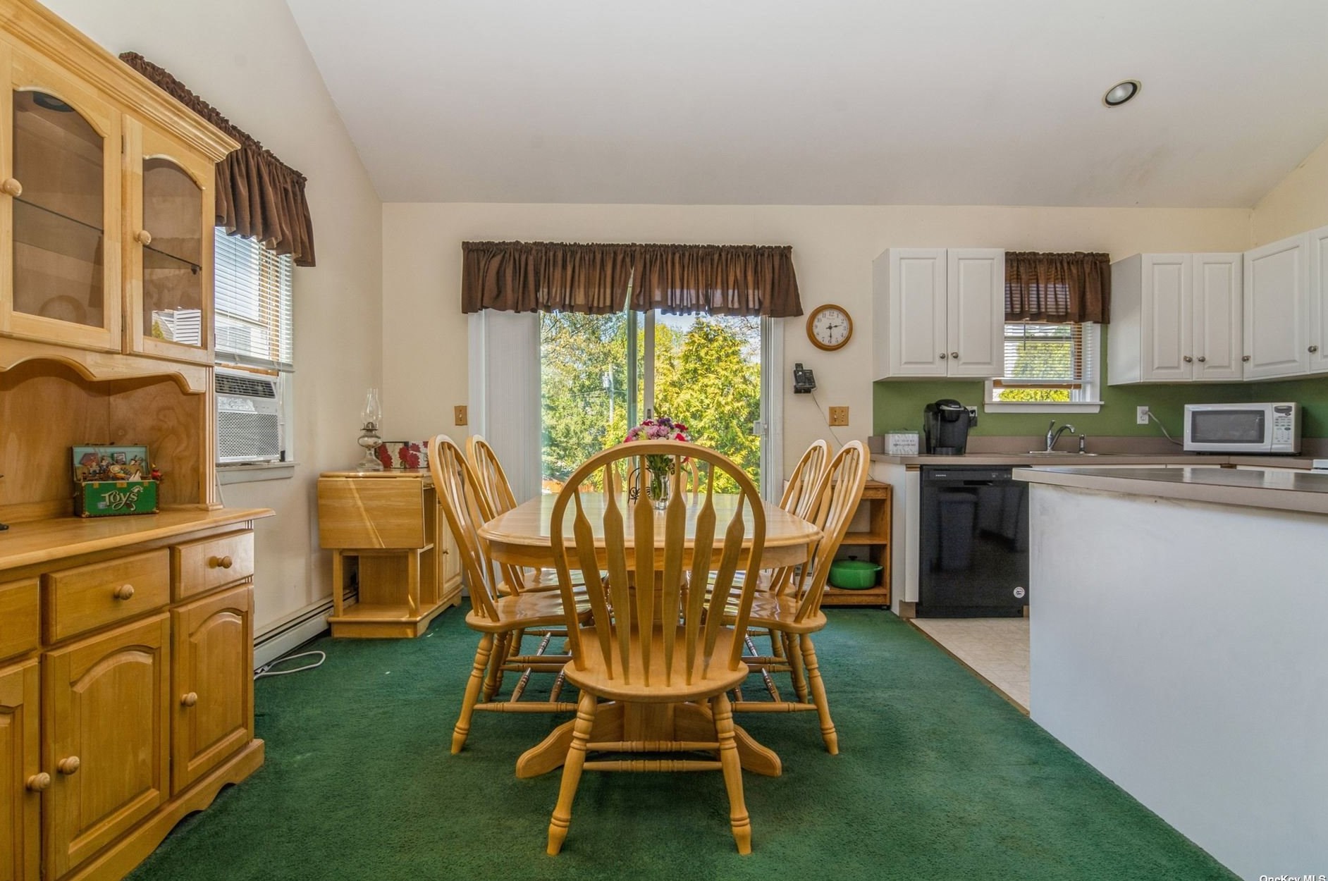 31 Naiad Rd, Rocky Point NY  11778-9678 exterior