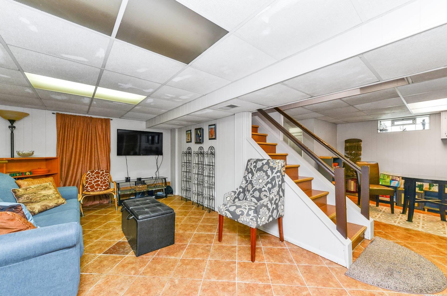 46-43 206th St, Flushing NY exterior