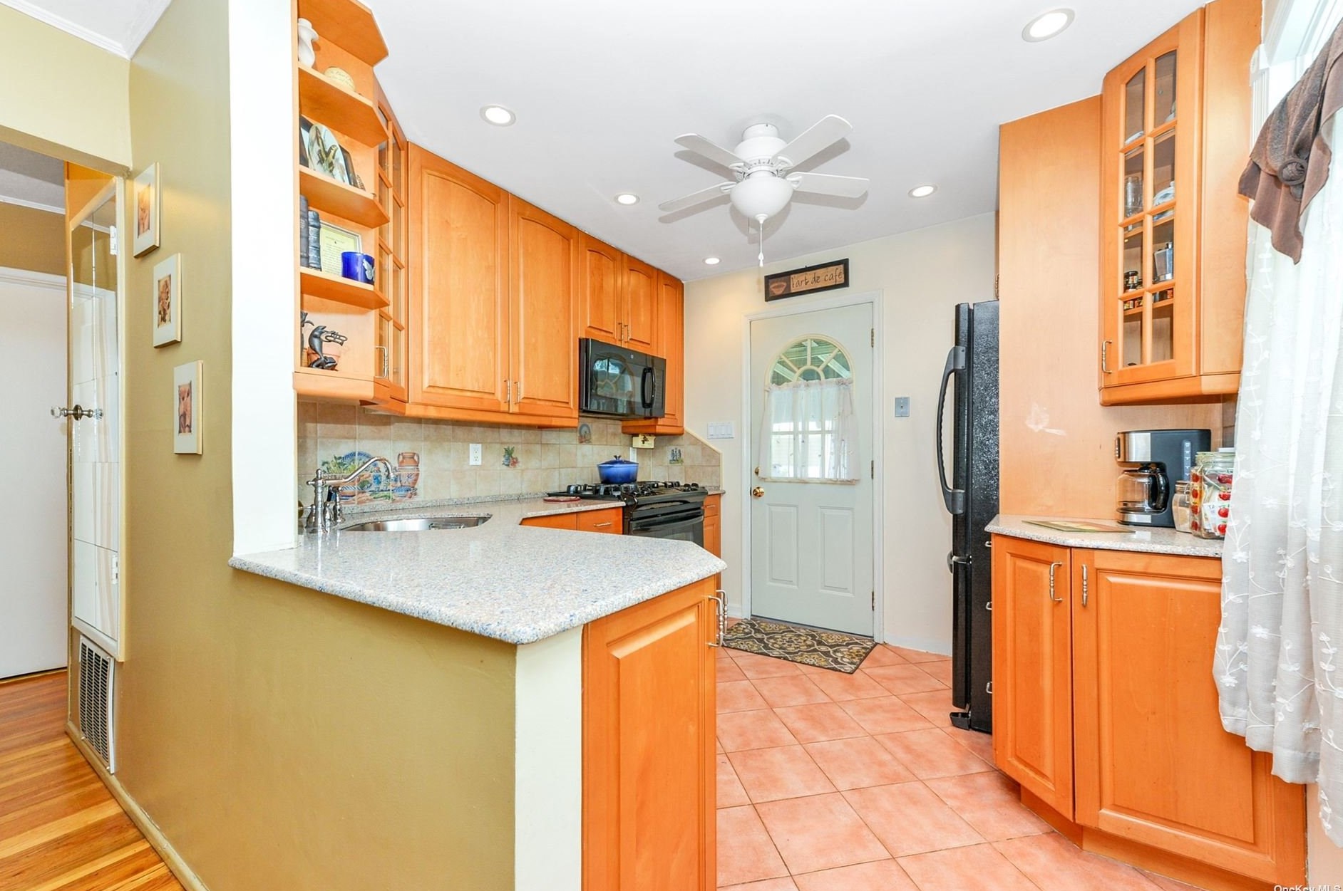 46-43 206th St, Flushing NY exterior