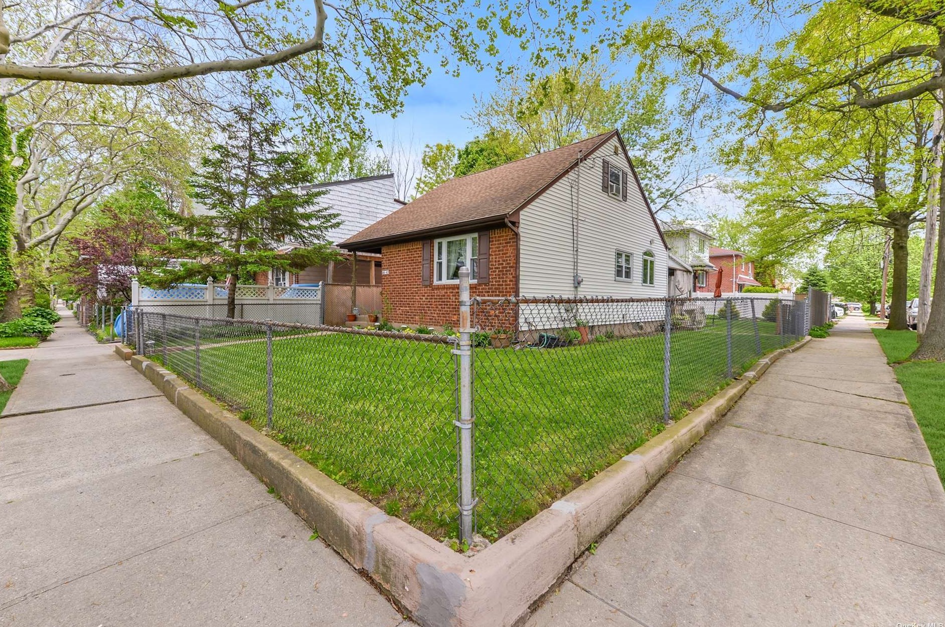 46-43 206th St, Flushing NY exterior