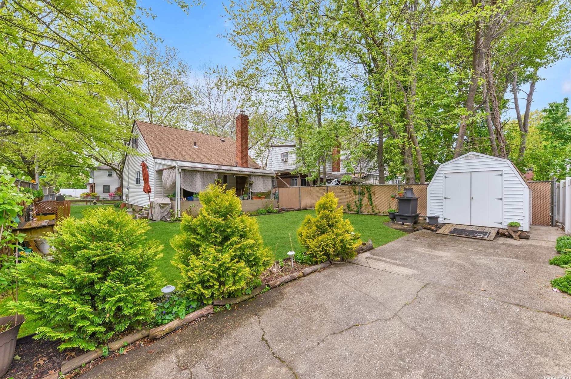 46-43 206th St, Flushing NY exterior