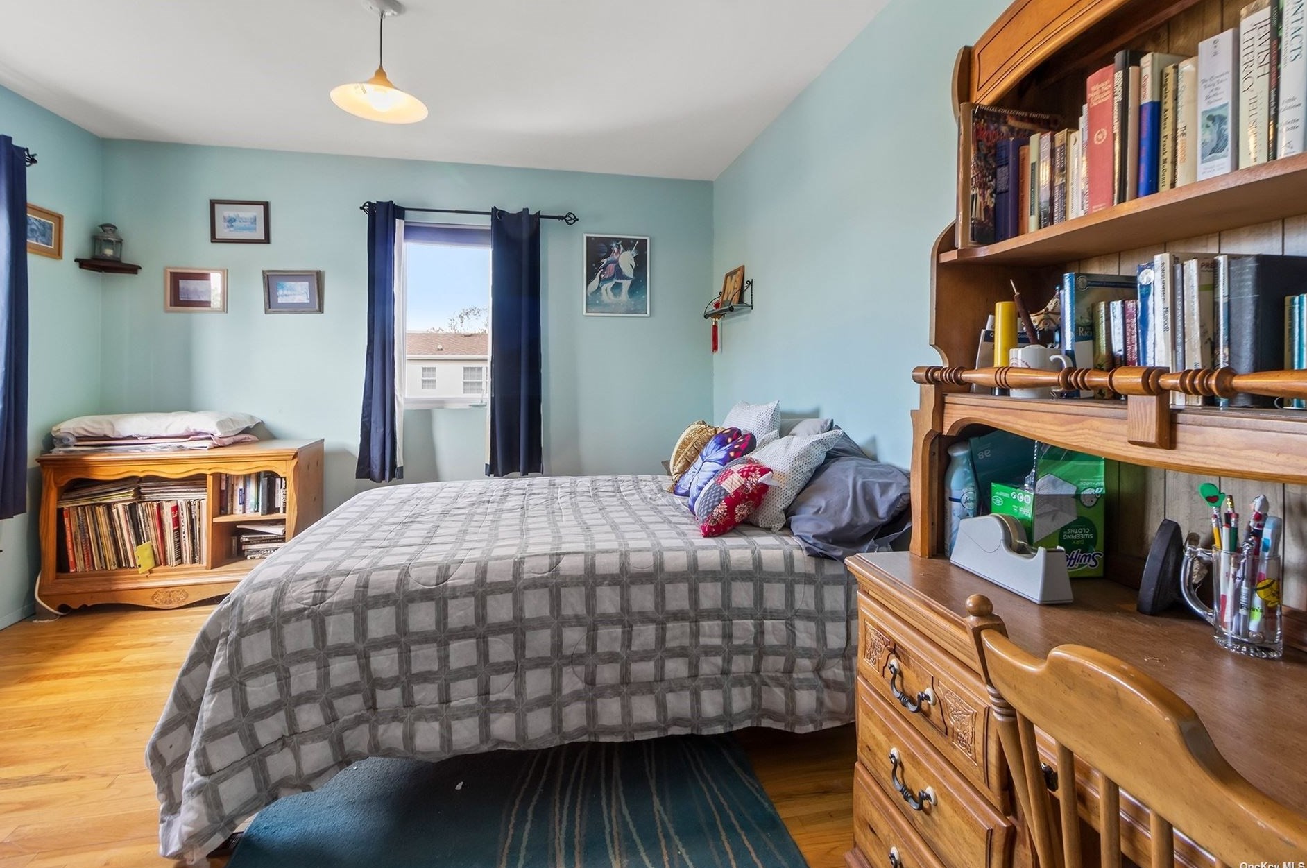 15 Bayview St, East Massapequa NY  11758-7602 exterior