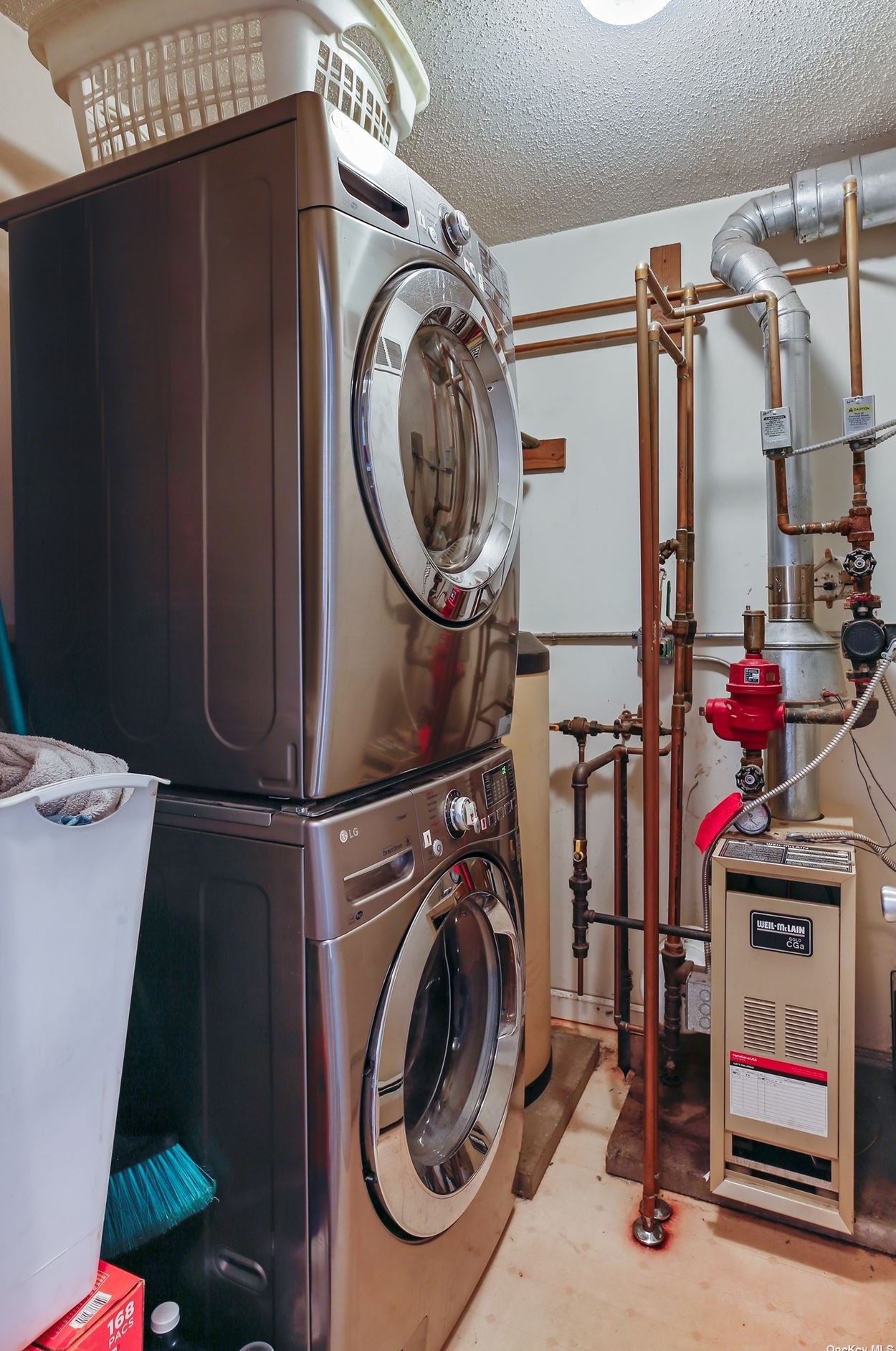 188 Berriman St, Brooklyn NY 11208-2318 exterior