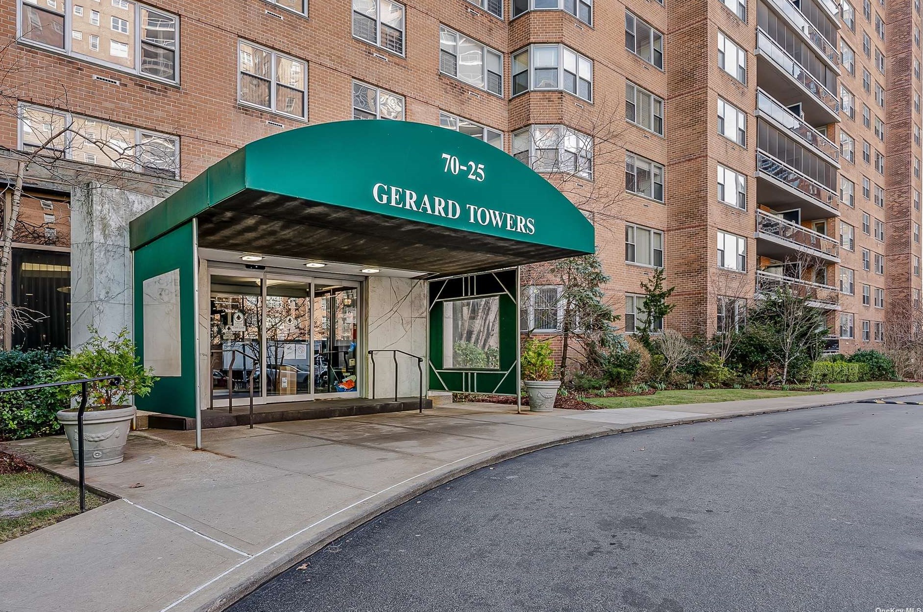 7025 Yellowstone Blvd, Flushing NY  11375-3164 exterior