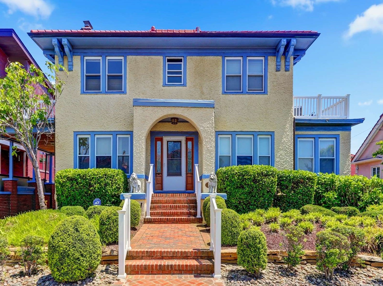 264 National Blvd, East Atlantic Beach NY  11561-3323 exterior