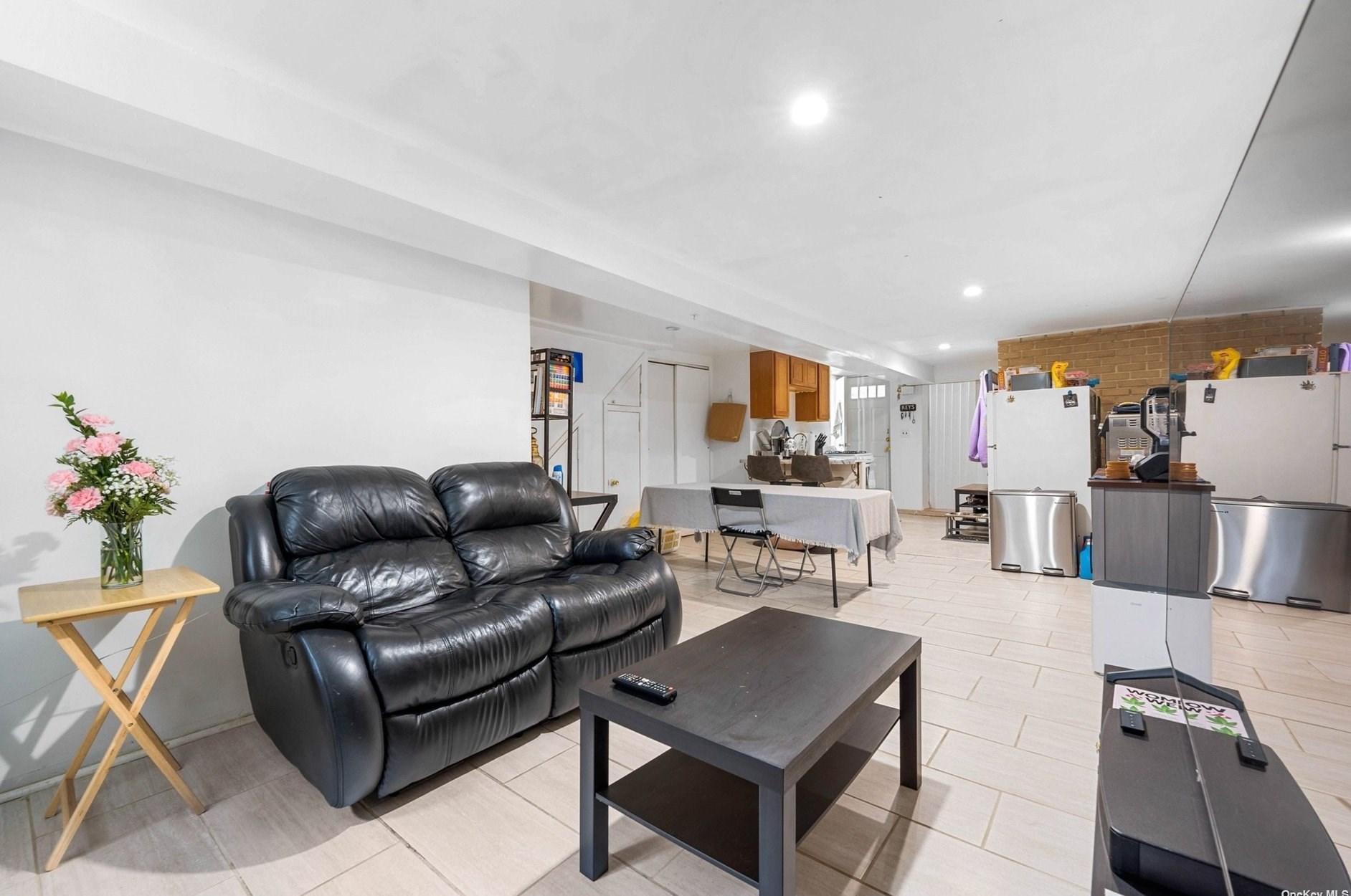 61-59 77 Pl, Flushing NY exterior