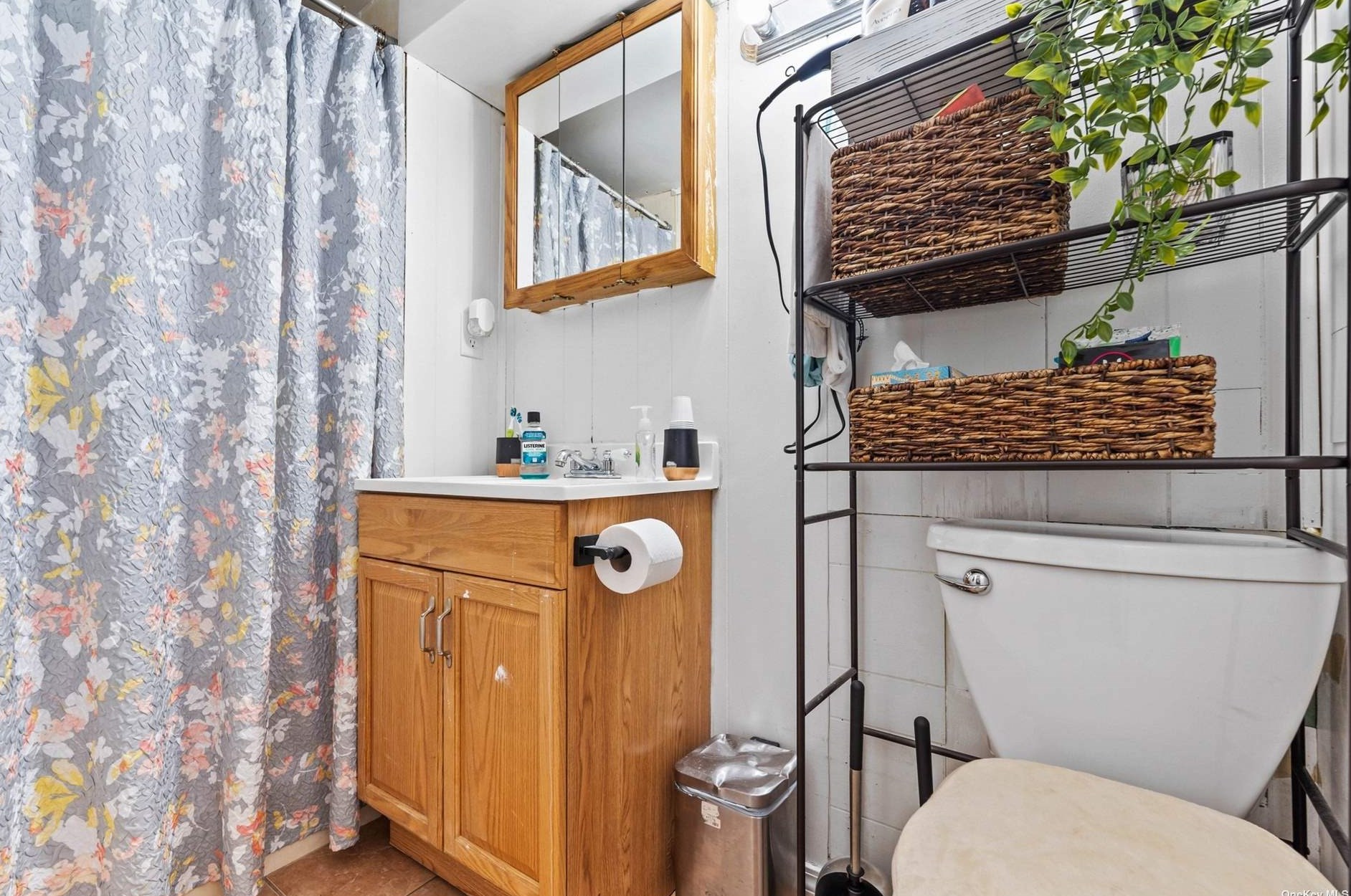 61-59 77 Pl, Flushing NY exterior