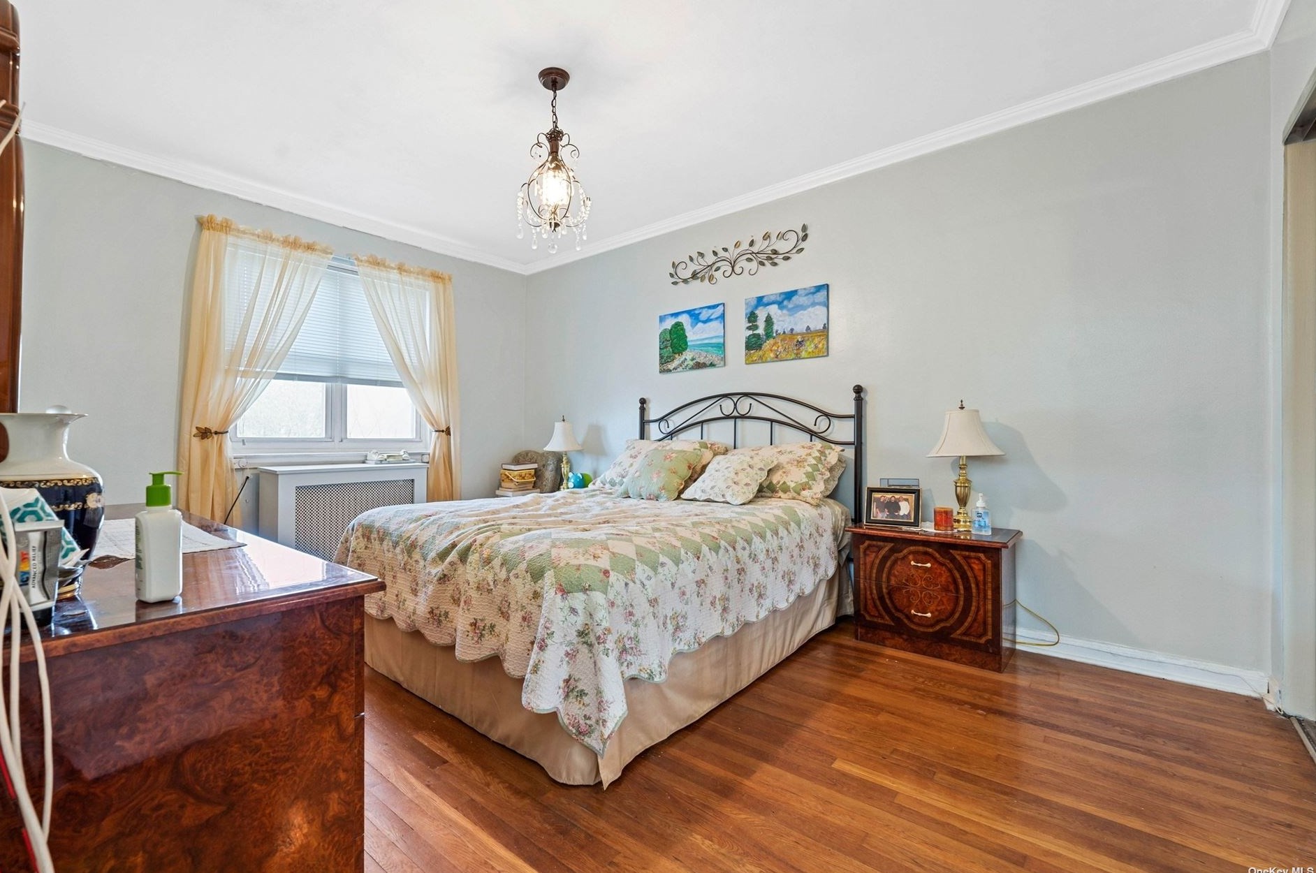 61-59 77 Pl, Flushing NY exterior