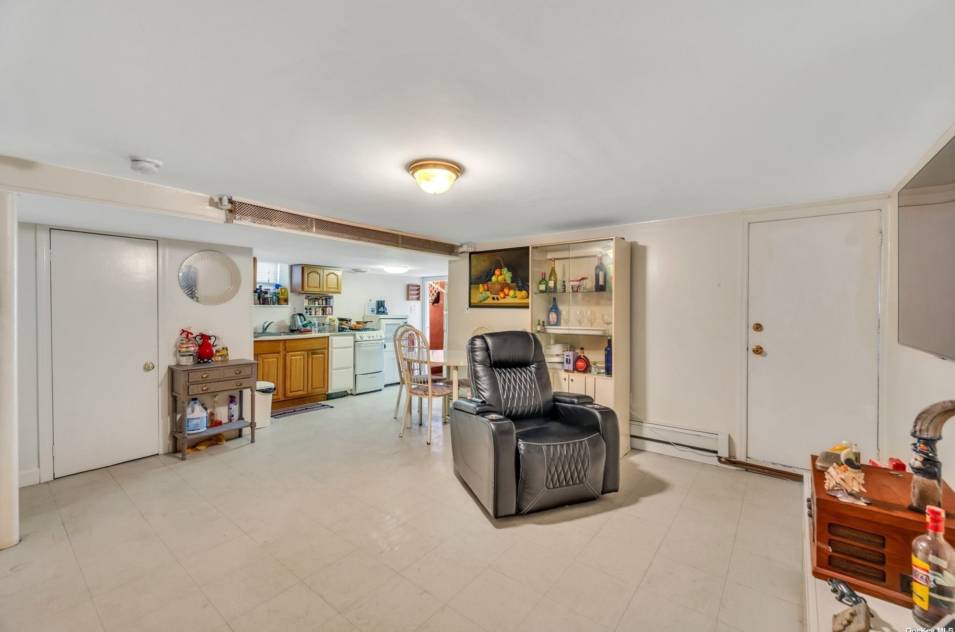 8021 57th Ave, Flushing NY  11373-4705 exterior