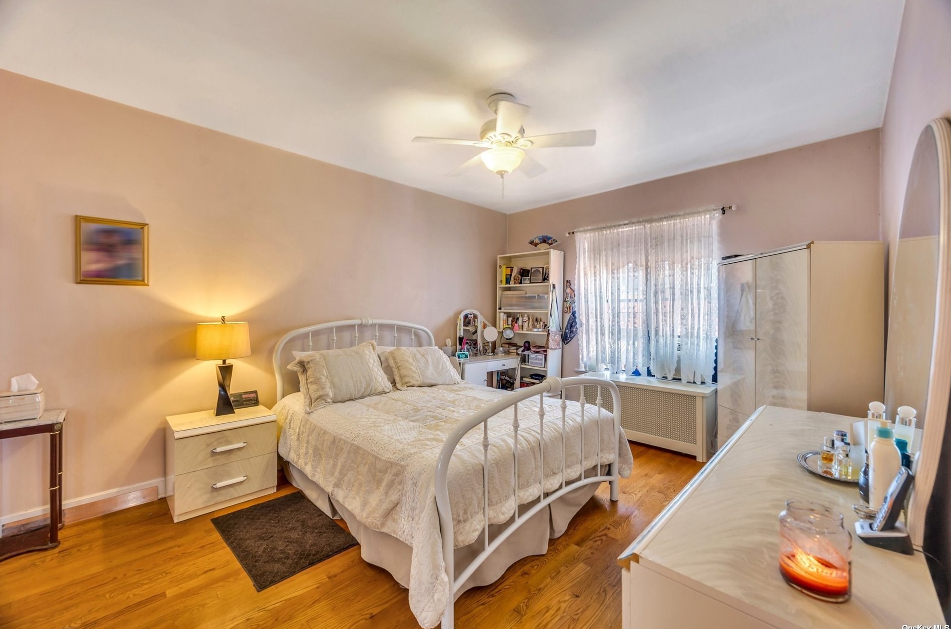 8021 57th Ave, Flushing NY  11373-4705 exterior