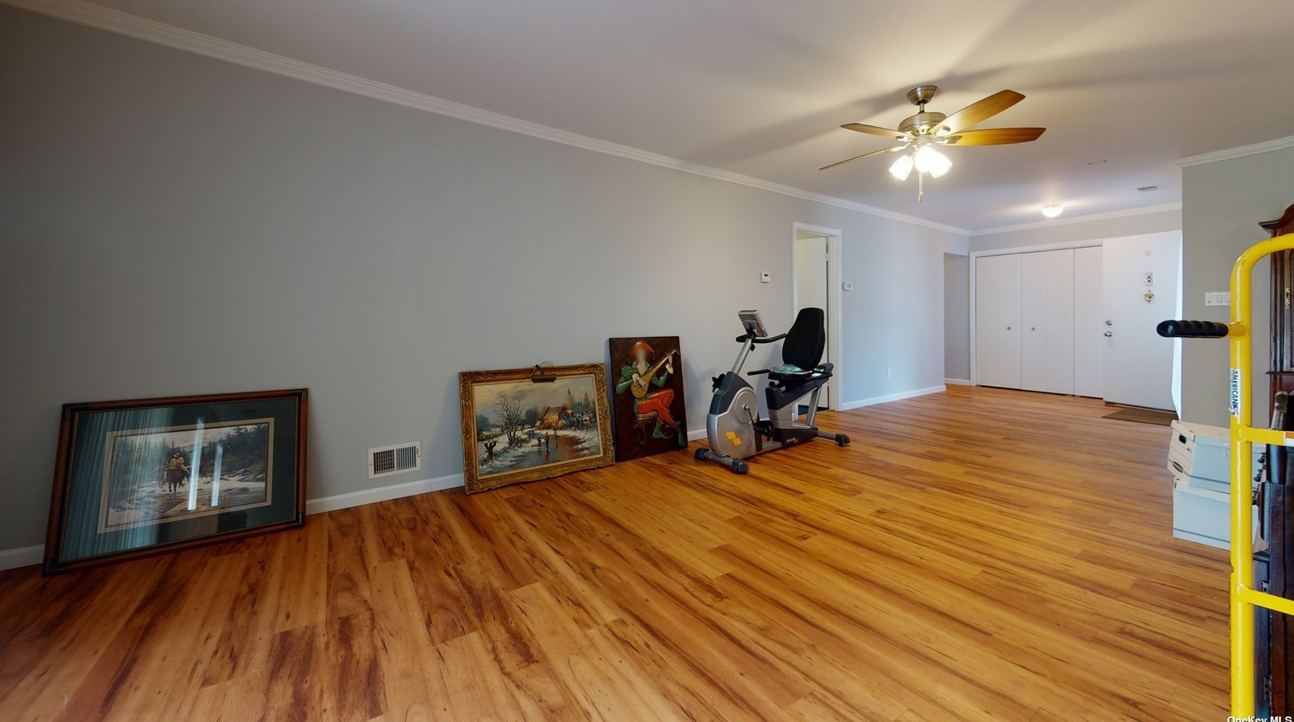 325 Elton Ct, Head Of The Harbor NY  11780-3369 exterior