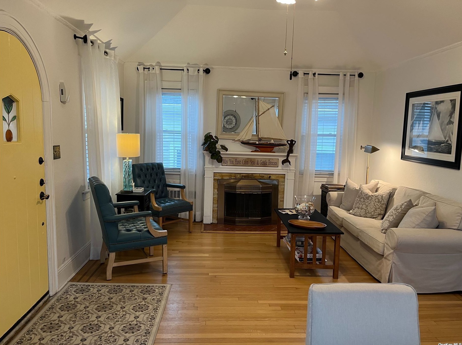 39 Malone Ave, East Atlantic Beach NY  11561-1008 exterior