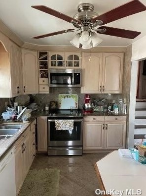225-01 59th Ave, Flushing NY  11364-3213 exterior