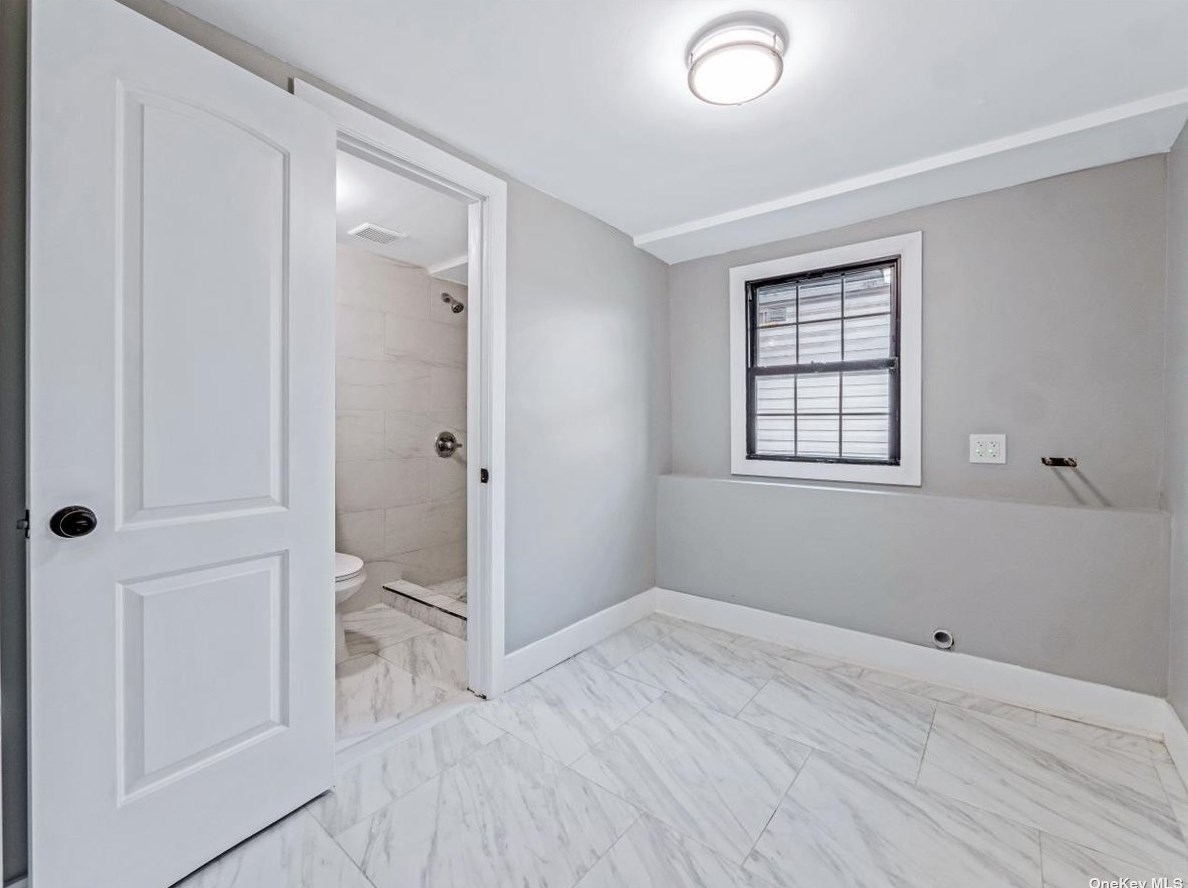 3430 Lindbergh Ave, Rockville Centre NY  11572-5507 exterior