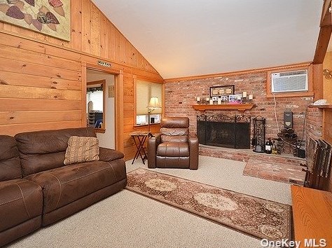 48 Hendrick Ave, Glen Cove NY  11542-2938 exterior