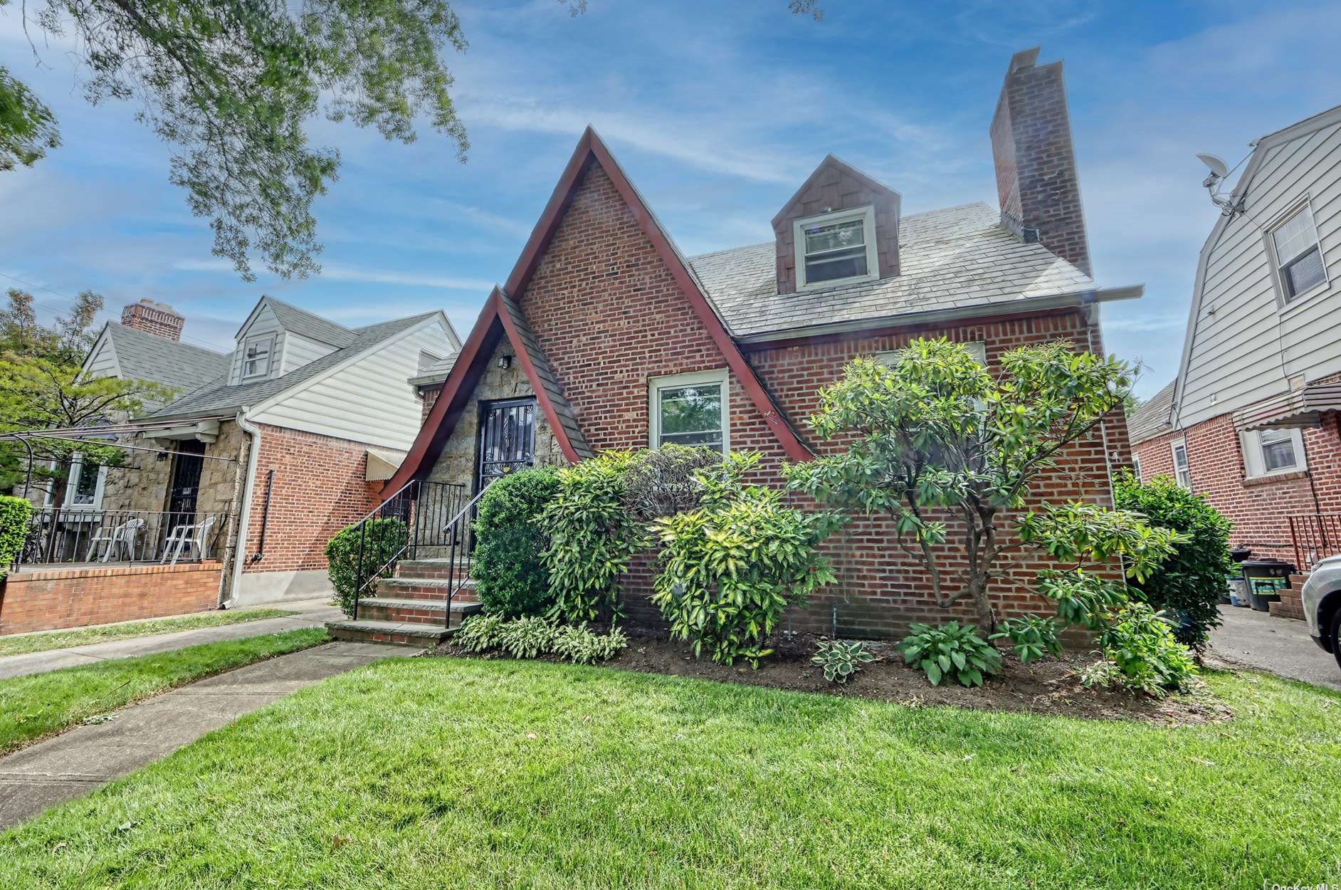 73-07 186th St, Flushing NY  11365-1108 exterior