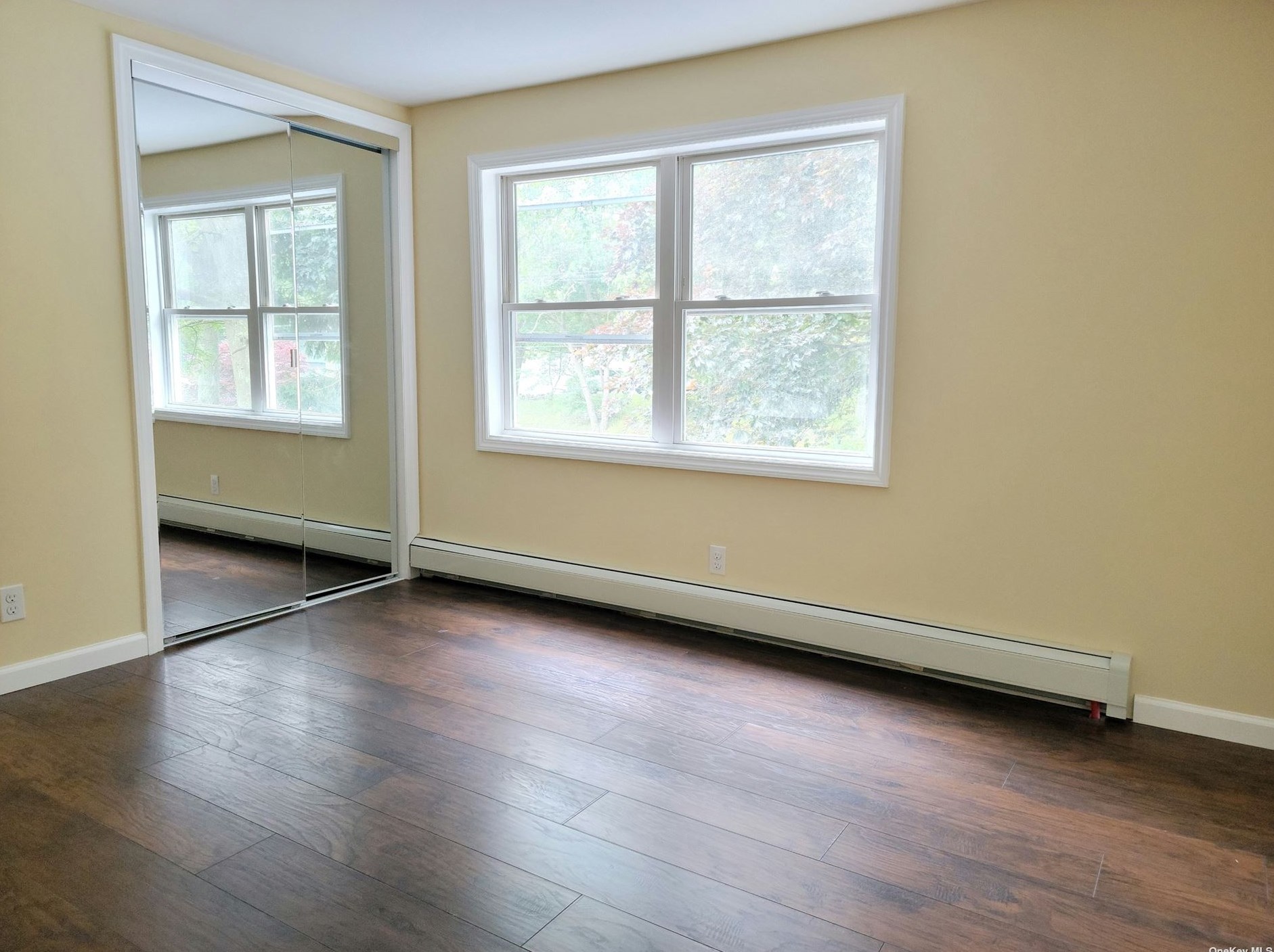 43 Highview Ave, Selden NY  11784-3525 exterior