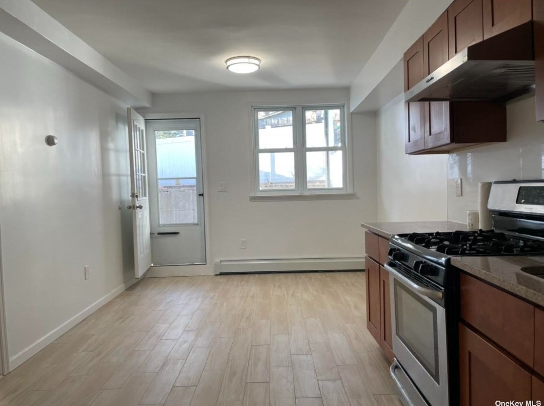 66-15 Garfield Ave, Flushing NY  11377-7518 exterior