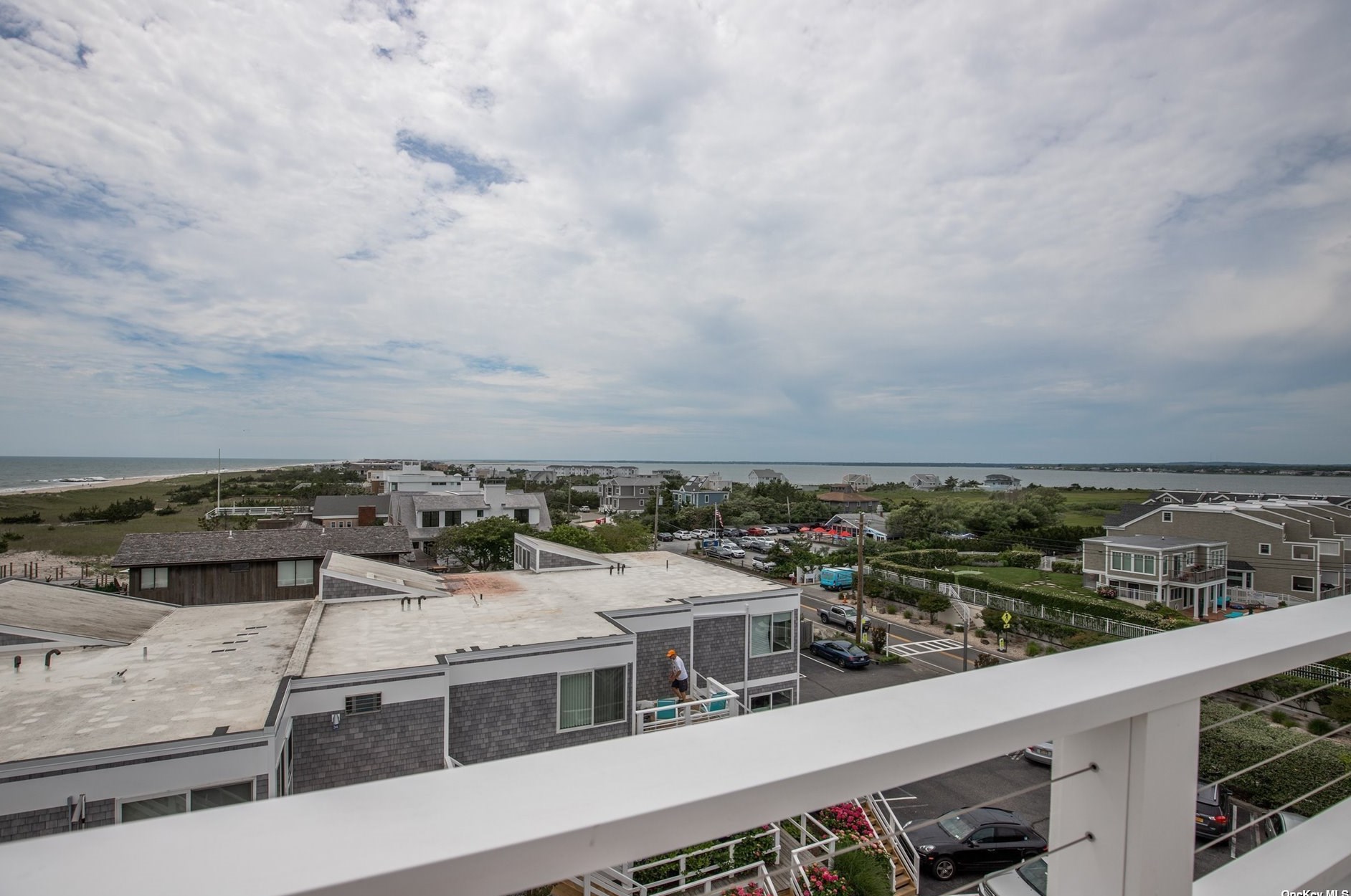 539 Dune Rd #18, West Hampton Beach, NY 11978