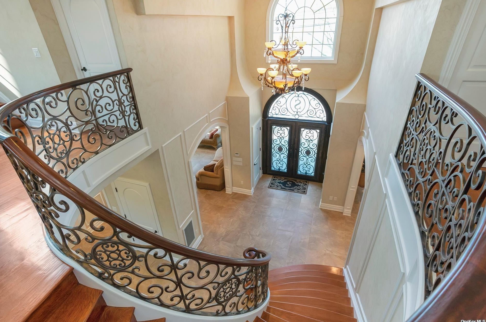 32 Boulevard, Flushing NY 11357-1003 exterior