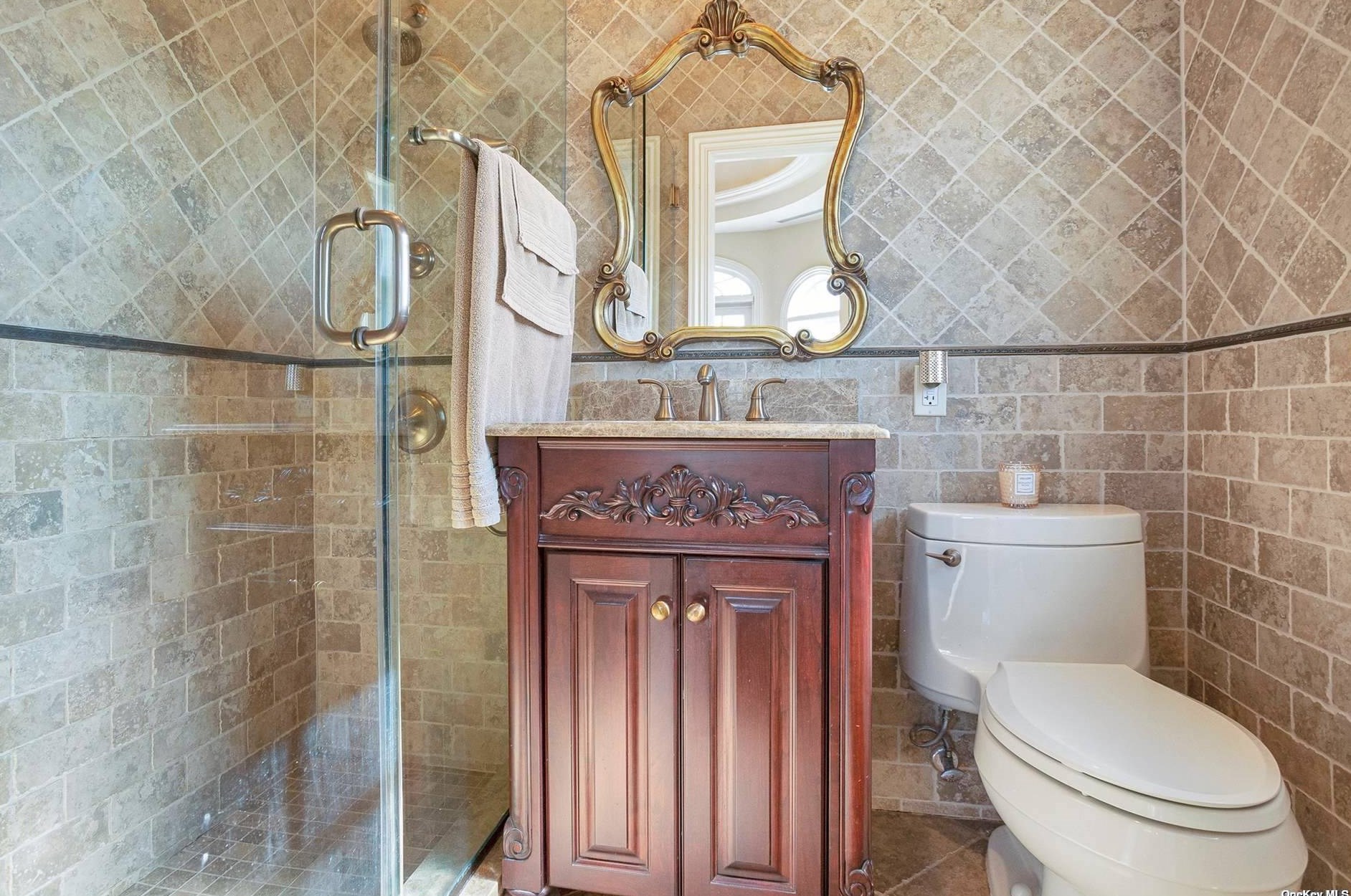 32 Boulevard, Flushing NY 11357-1003 exterior