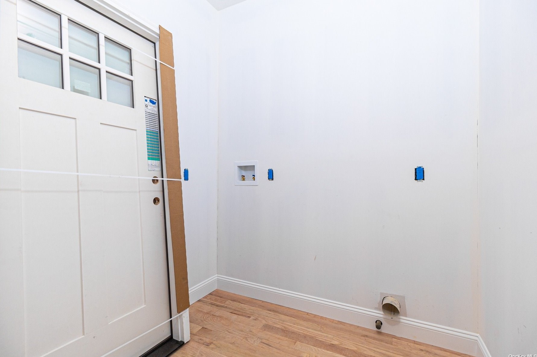 682 Portion Rd, Hauppauge NY 11779-2376 exterior