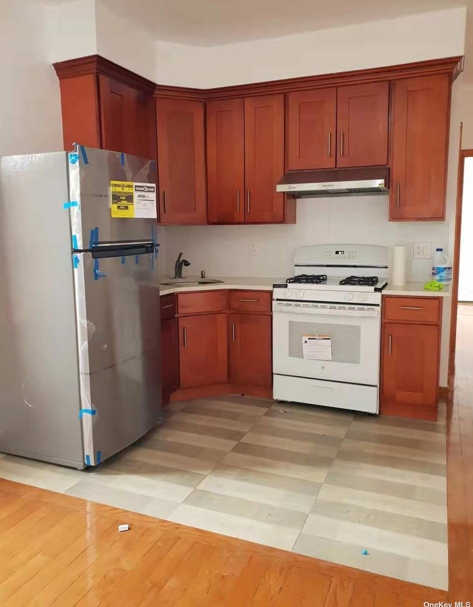 15-24 College Point Blvd, Flushing NY  11356-1137 exterior