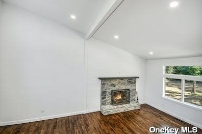 5 Evans Ln, Strongs Neck NY  exterior