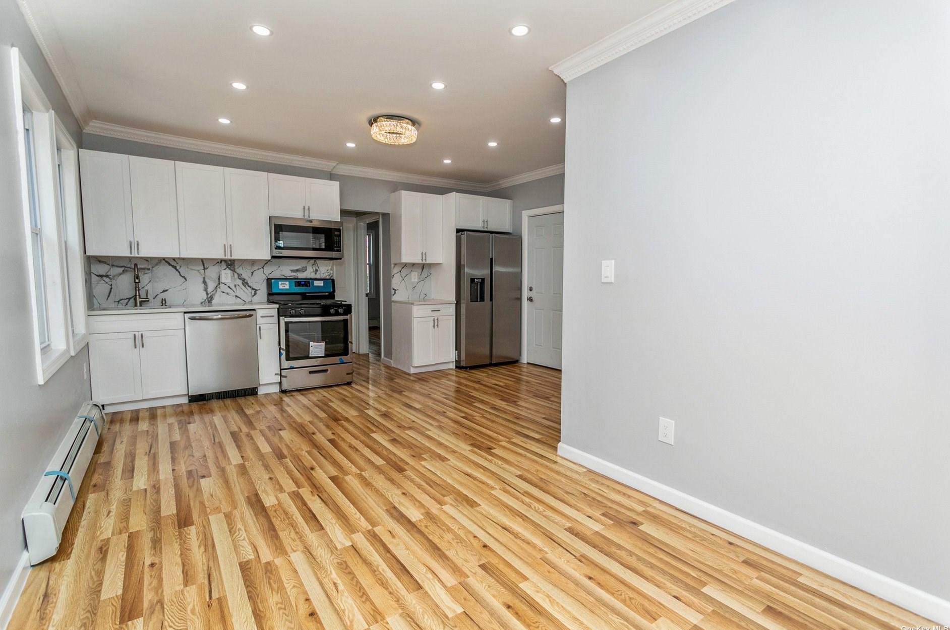 31-21 101st St, Flushing NY  11369-1321 exterior