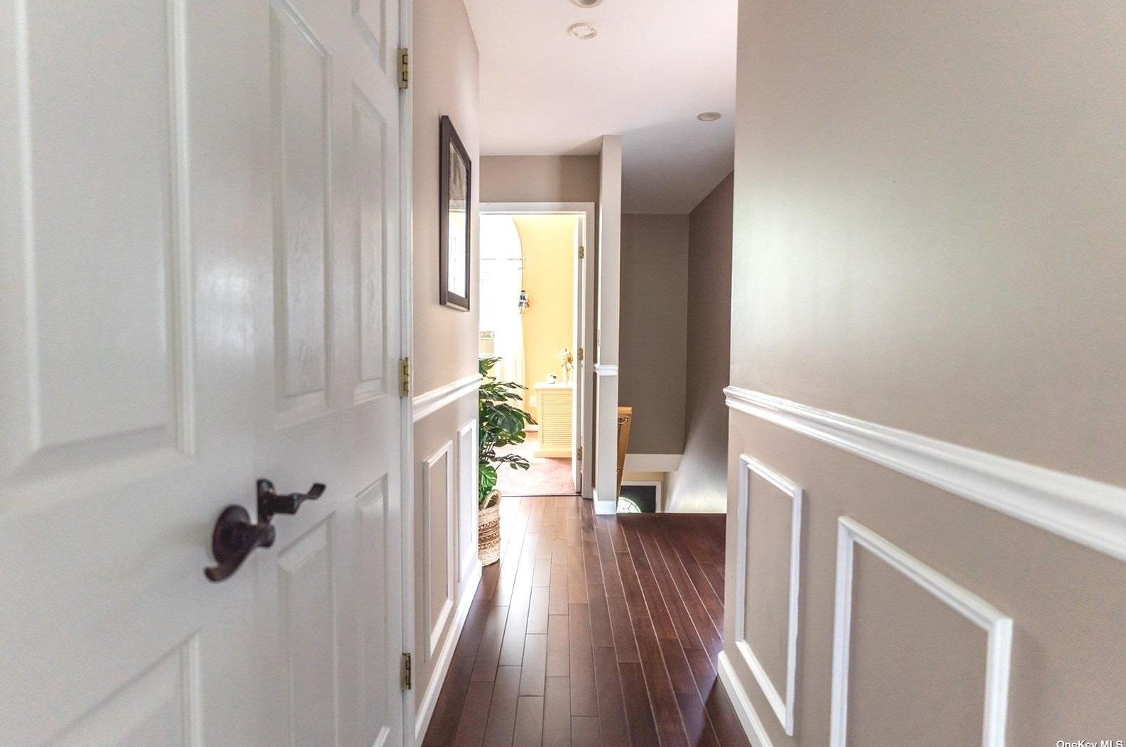 12 Oxbow Rd, Canaan Lake NY  11772-2230 exterior